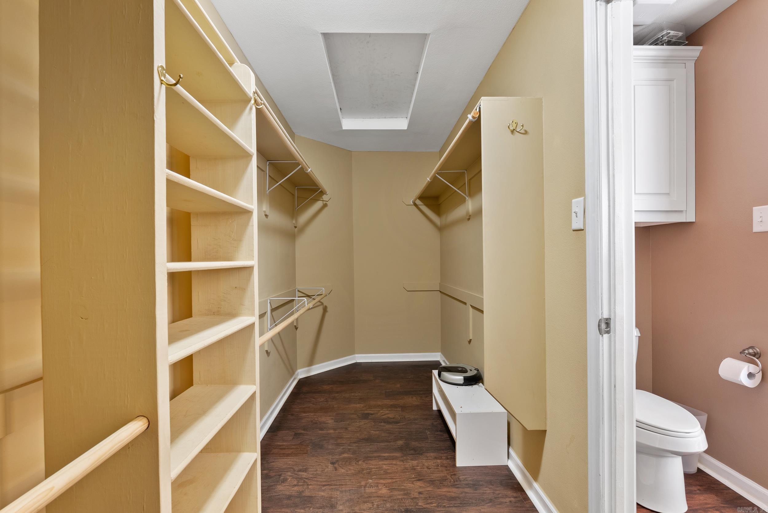 HARTFORD HILLS - Residential