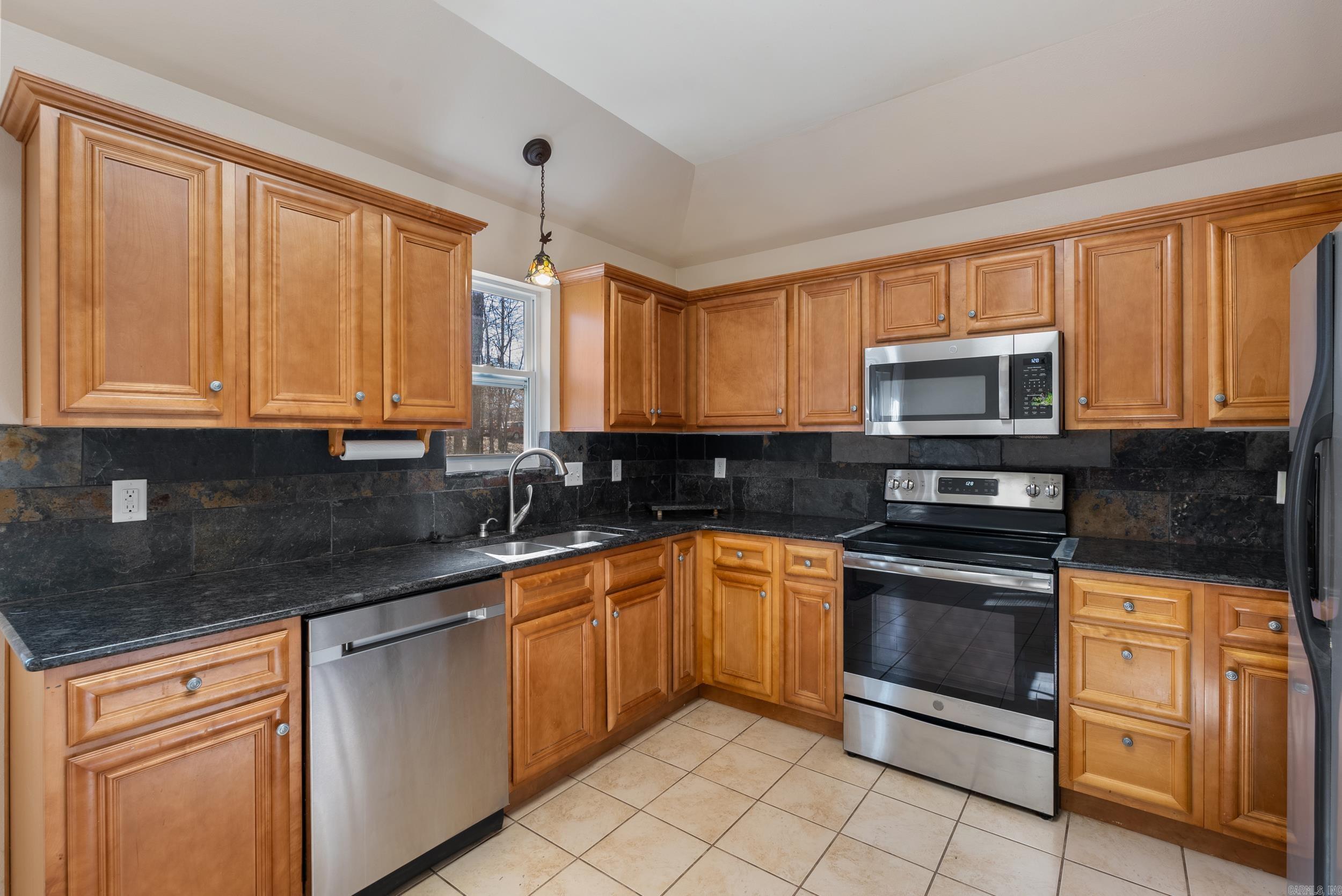 HARTFORD HILLS - Residential