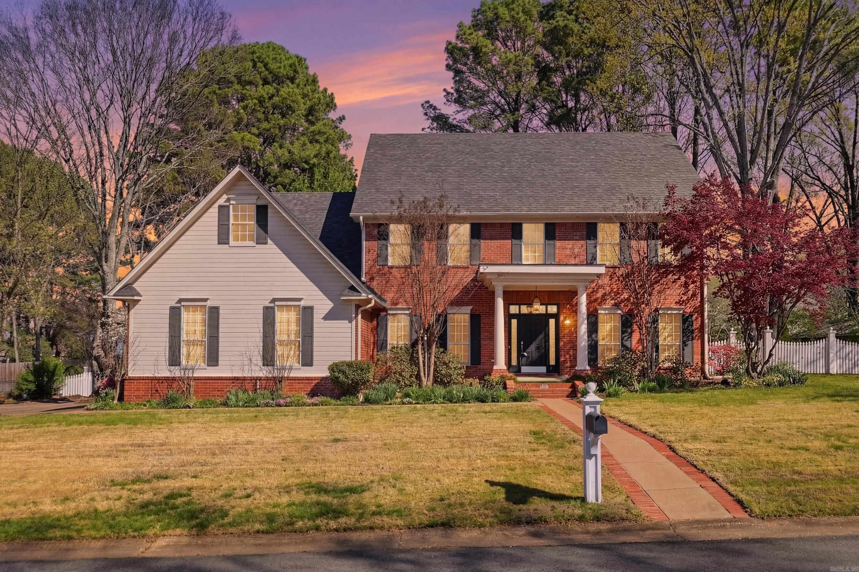 ADAMSBROOKE - Residential