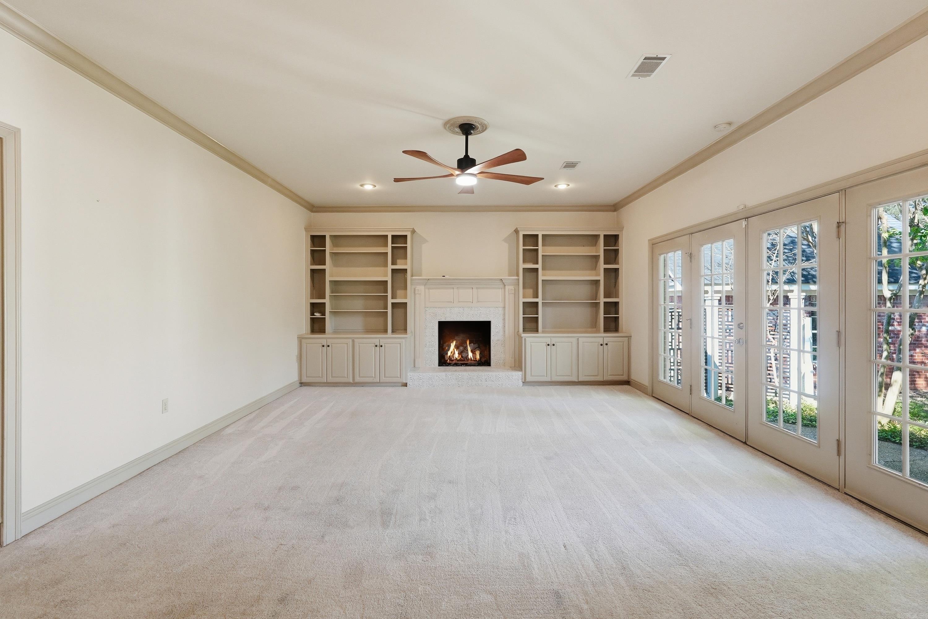 ADAMSBROOKE - Residential