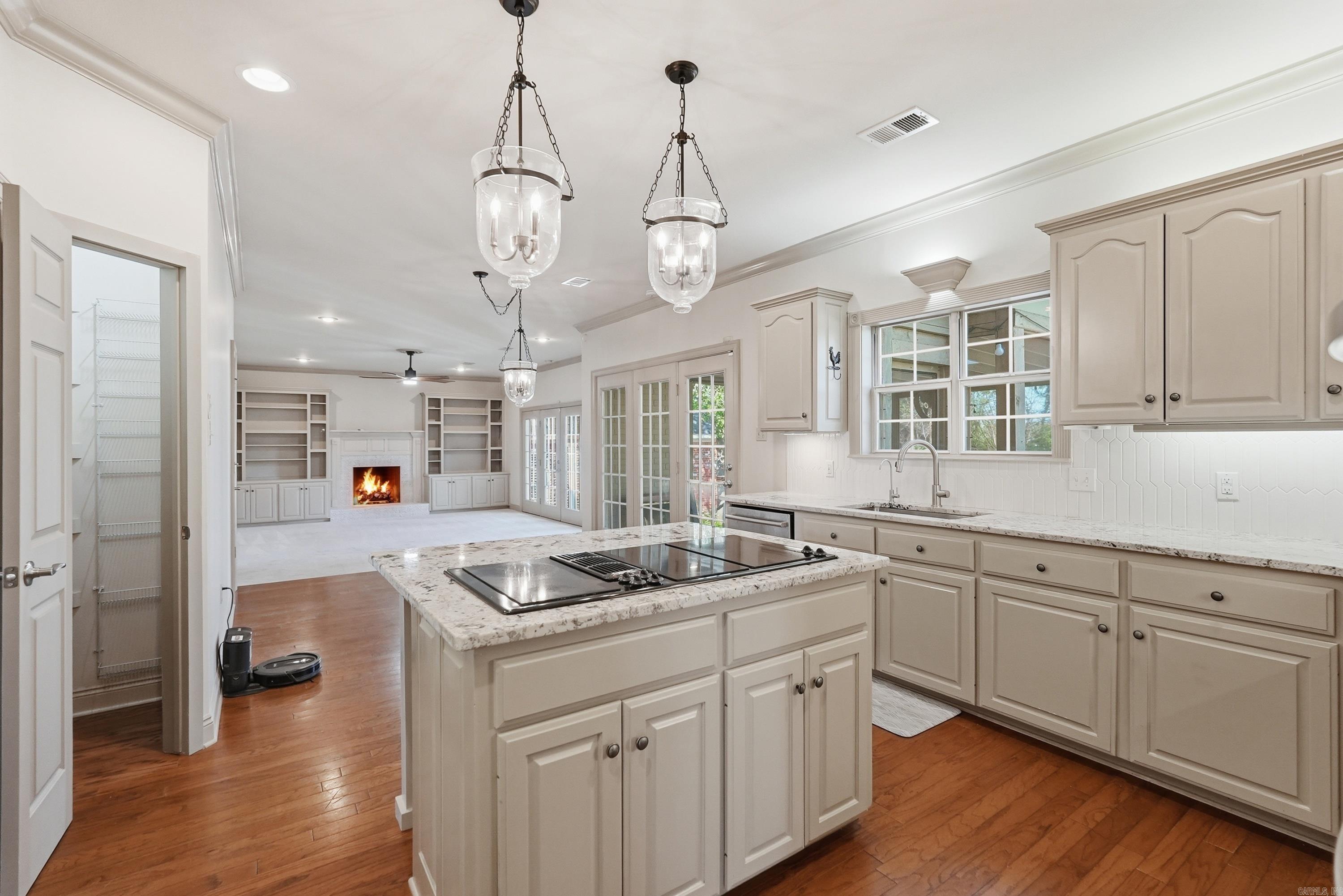 ADAMSBROOKE - Residential