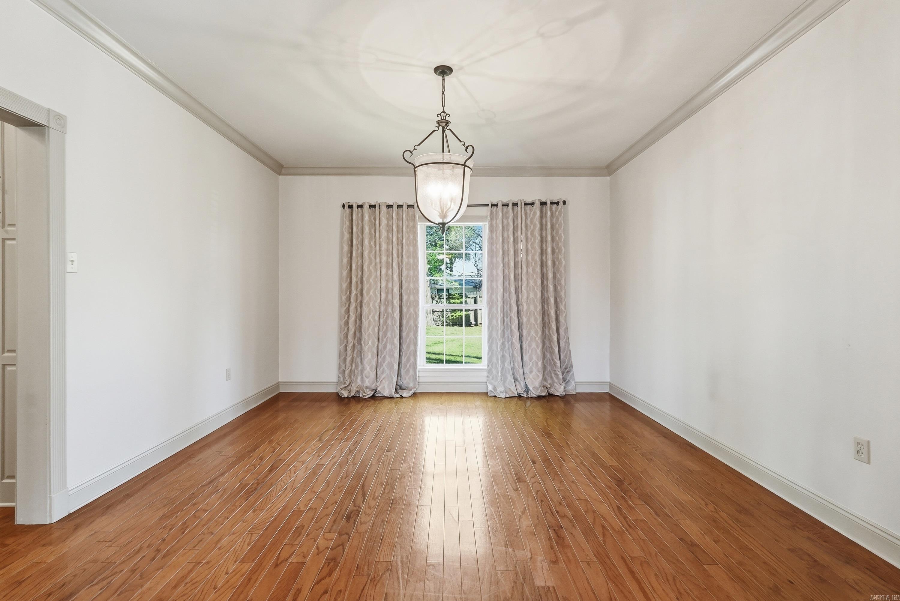 ADAMSBROOKE - Residential