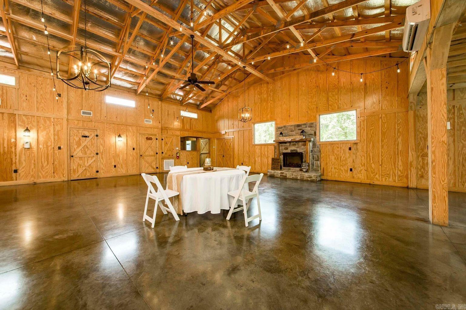 Pottsville - Commercial Sale