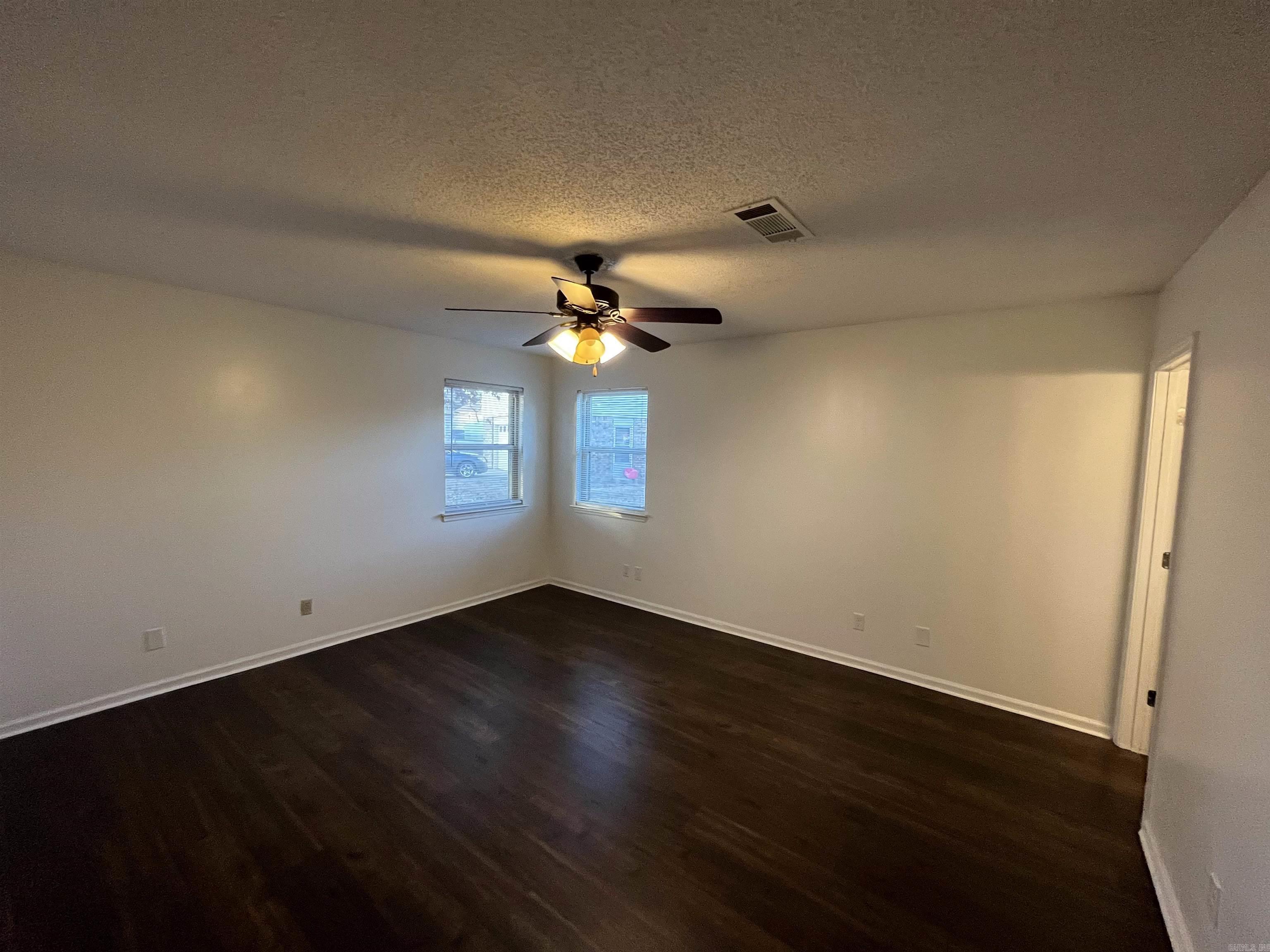 Stonewall - Residential Lease