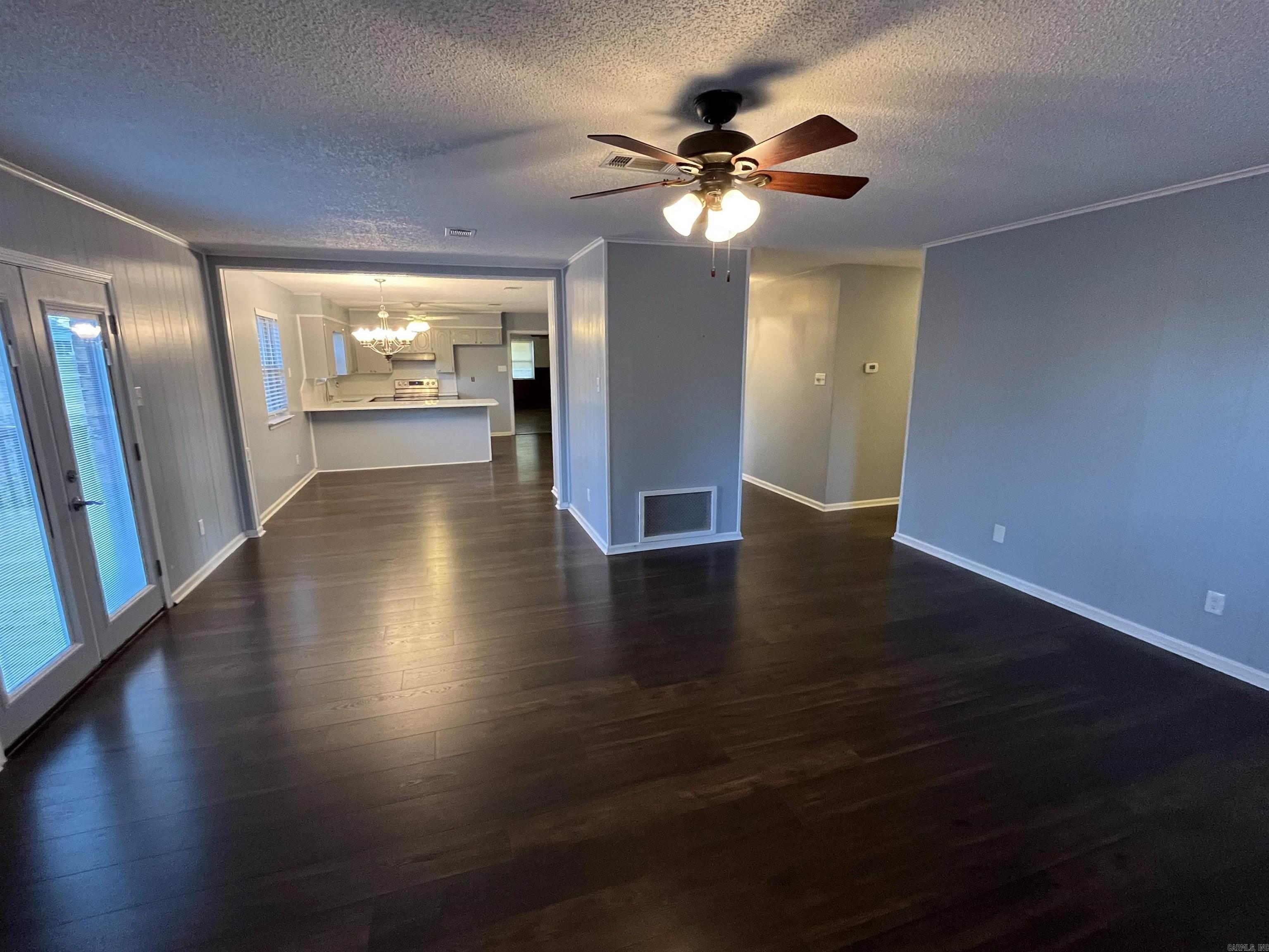 Stonewall - Residential Lease