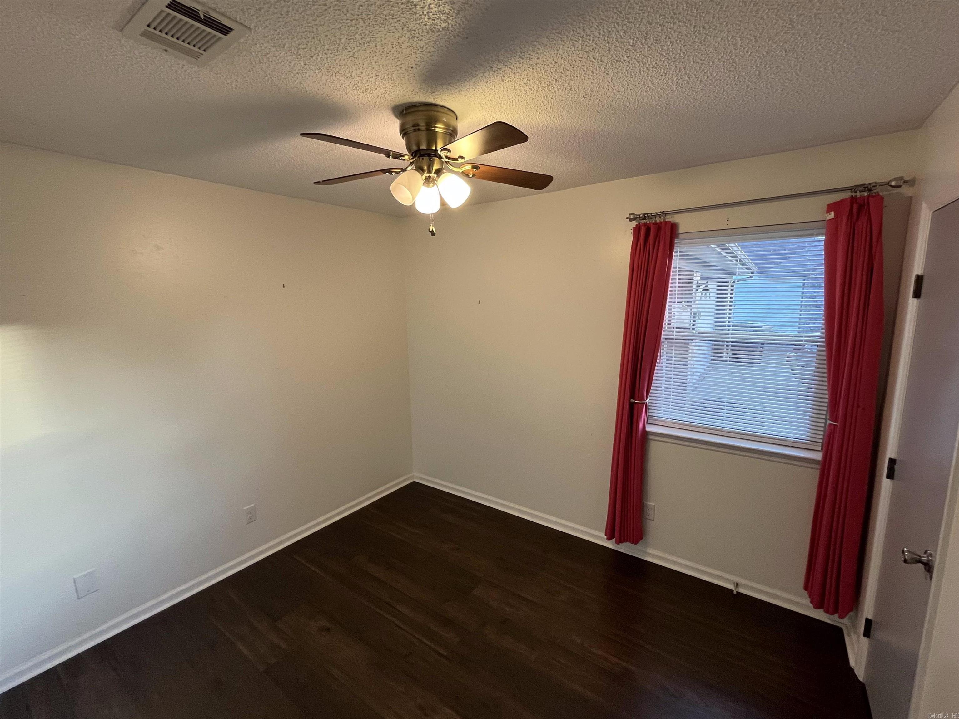 Stonewall - Residential Lease