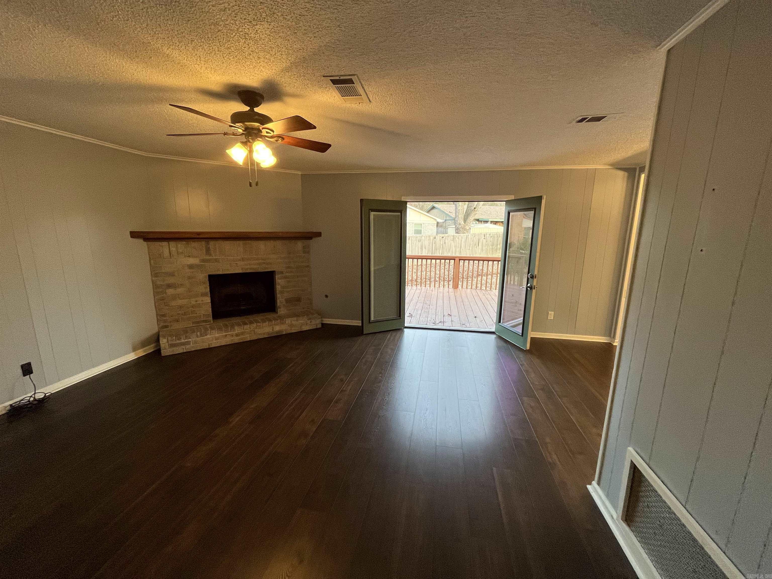 Stonewall - Residential Lease