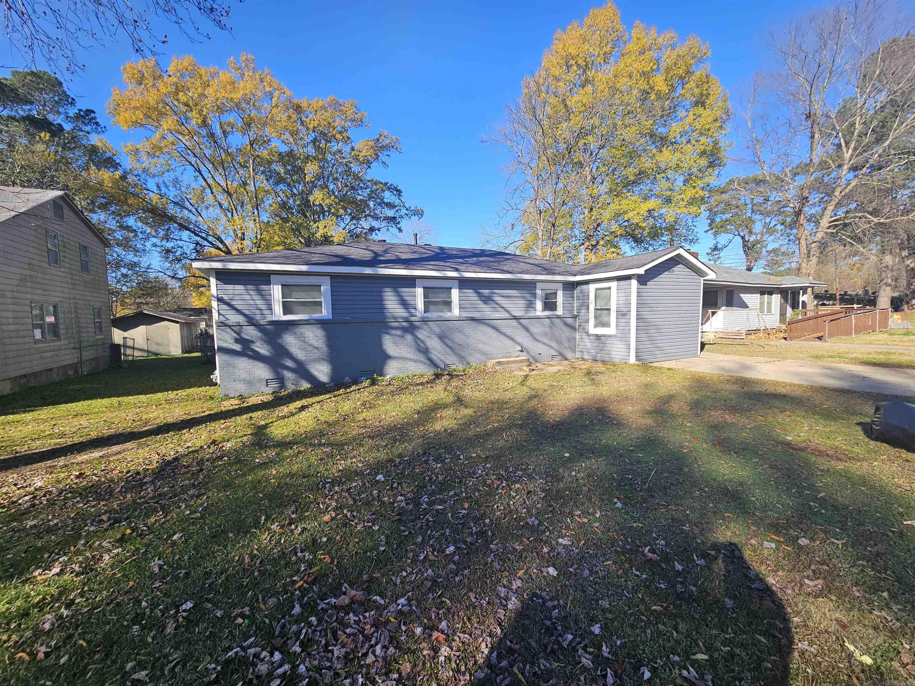 Troutt - Residential Lease