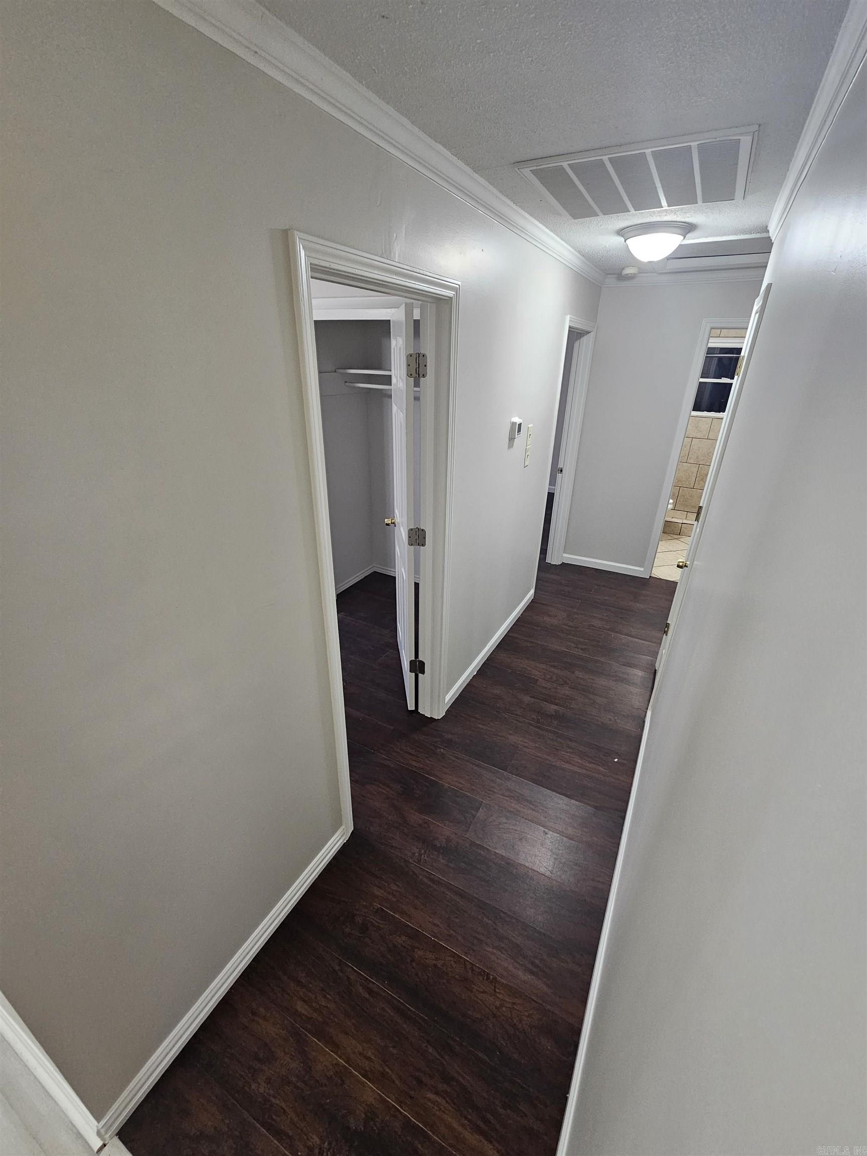 Troutt - Residential Lease