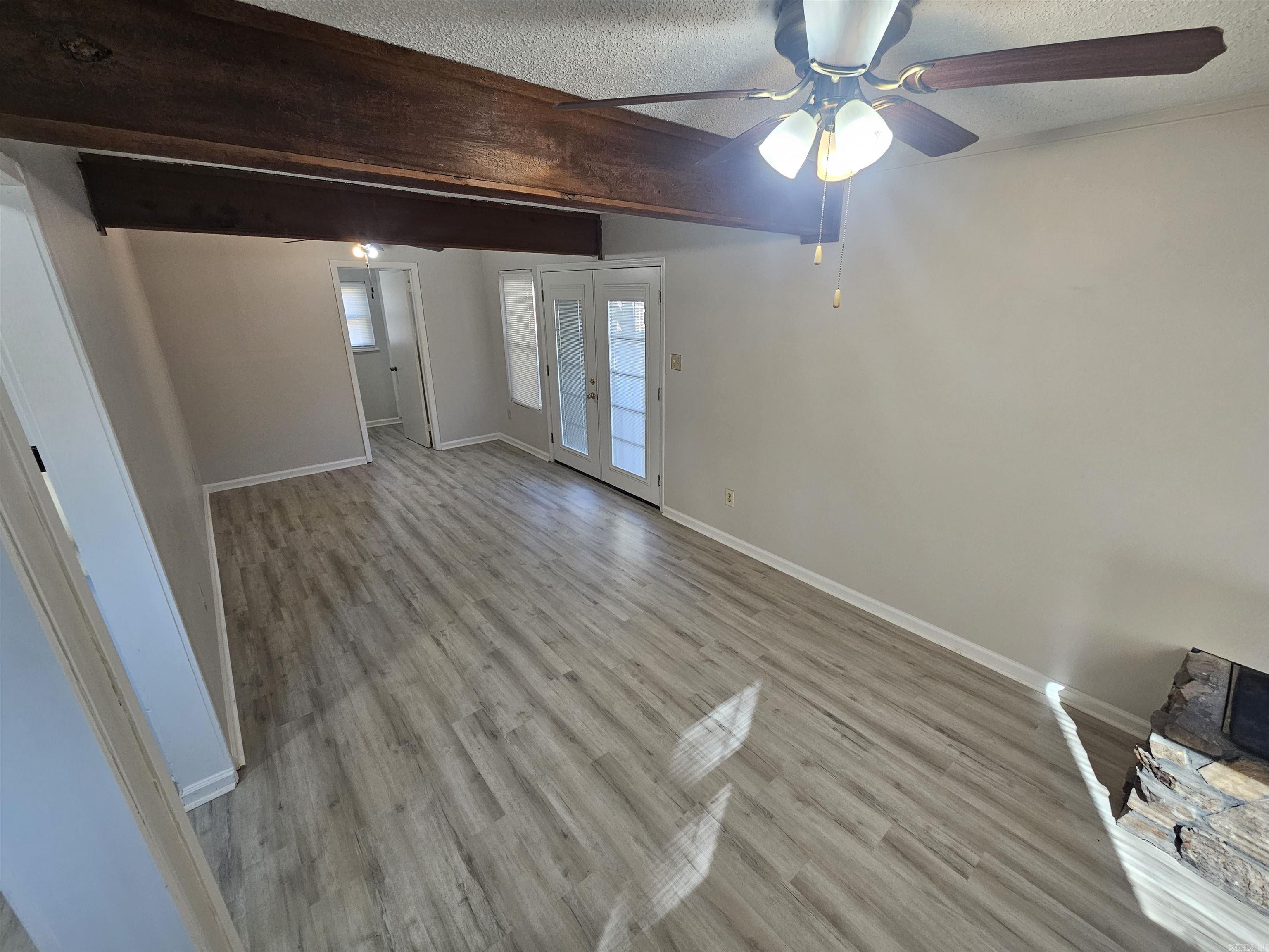 Troutt - Residential Lease