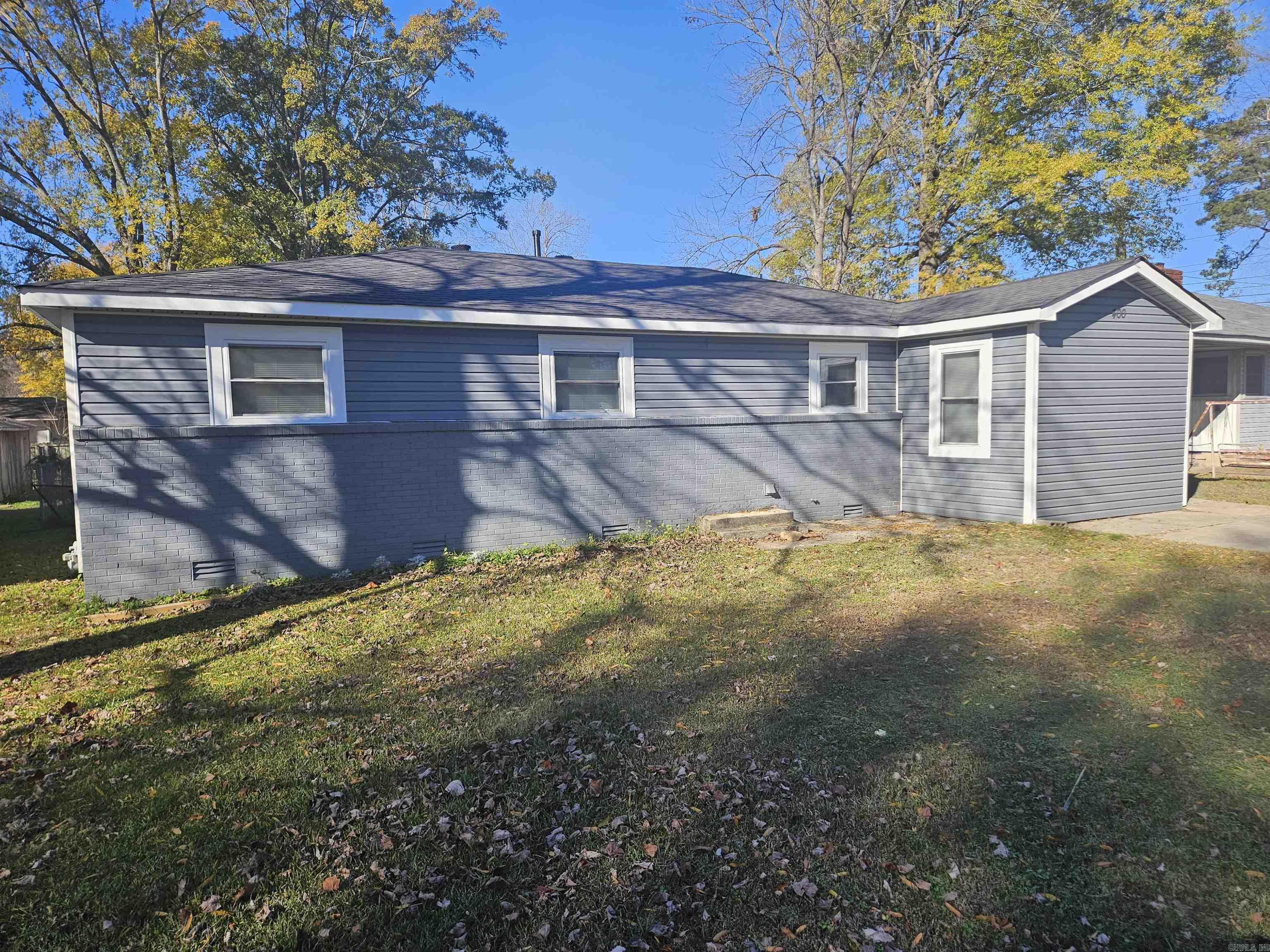 Troutt - Residential Lease