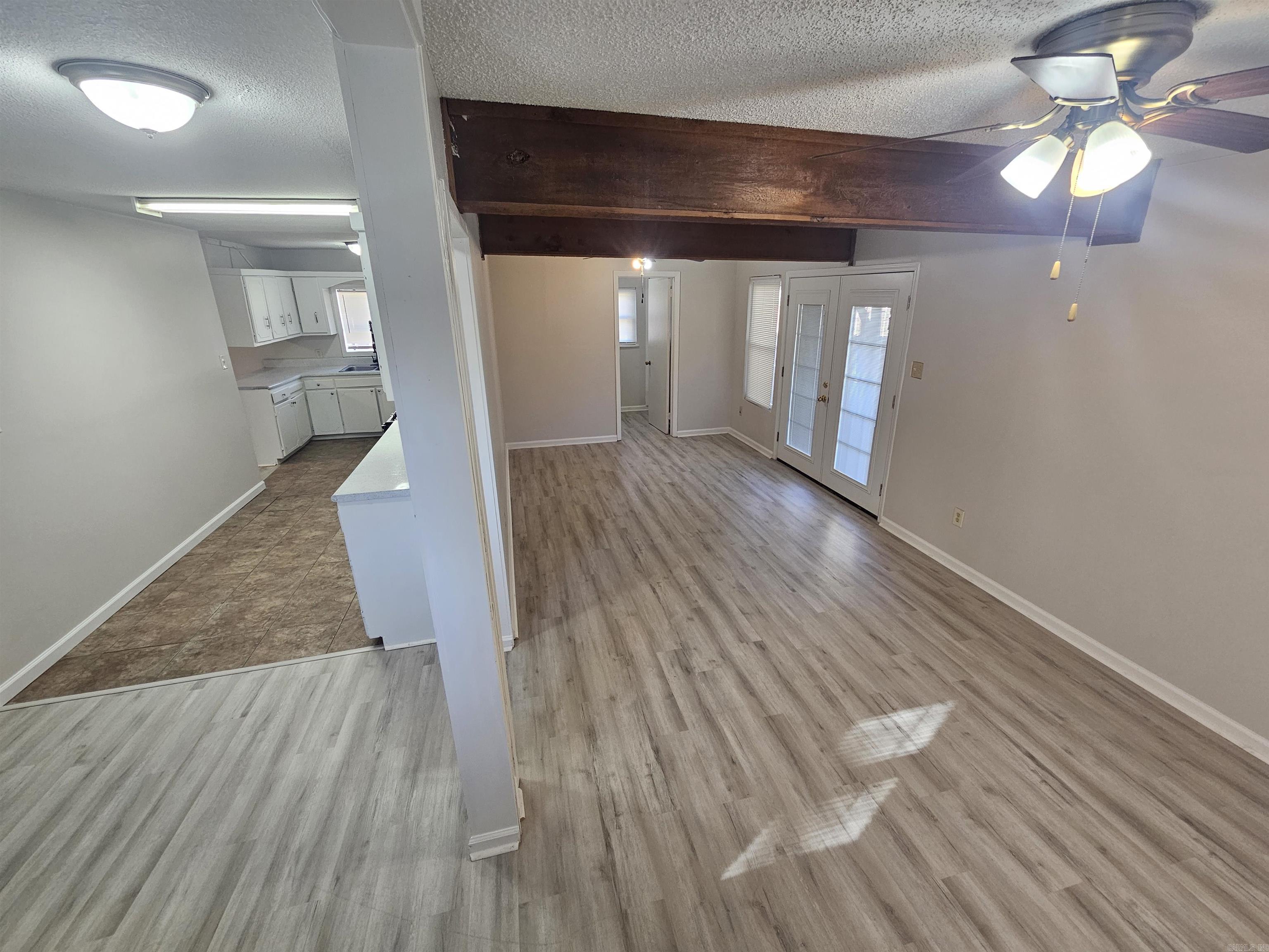 Troutt - Residential Lease