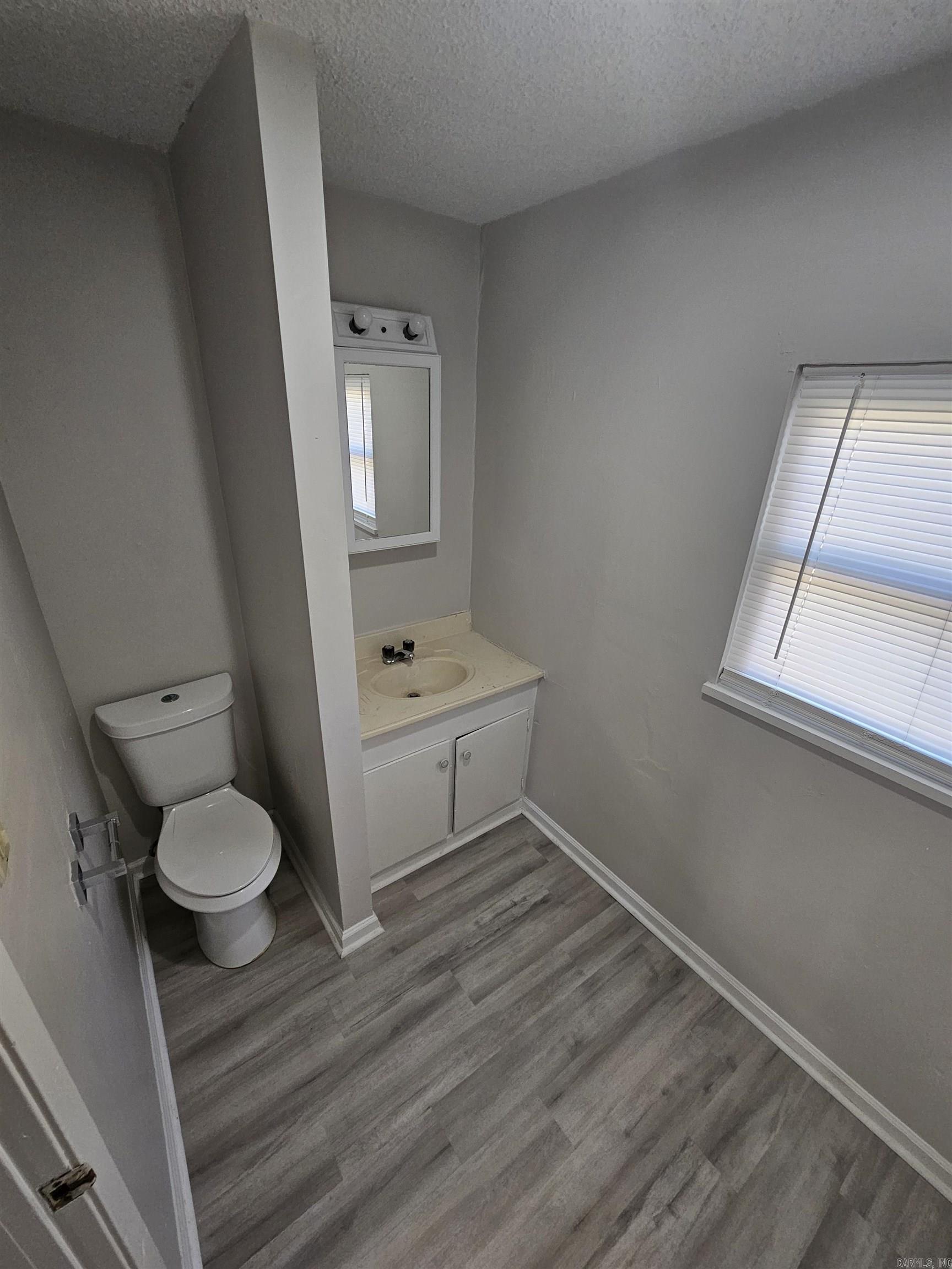 Troutt - Residential Lease