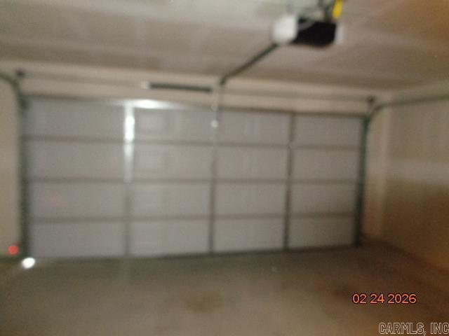 HILLDALE CROSSING - Residential