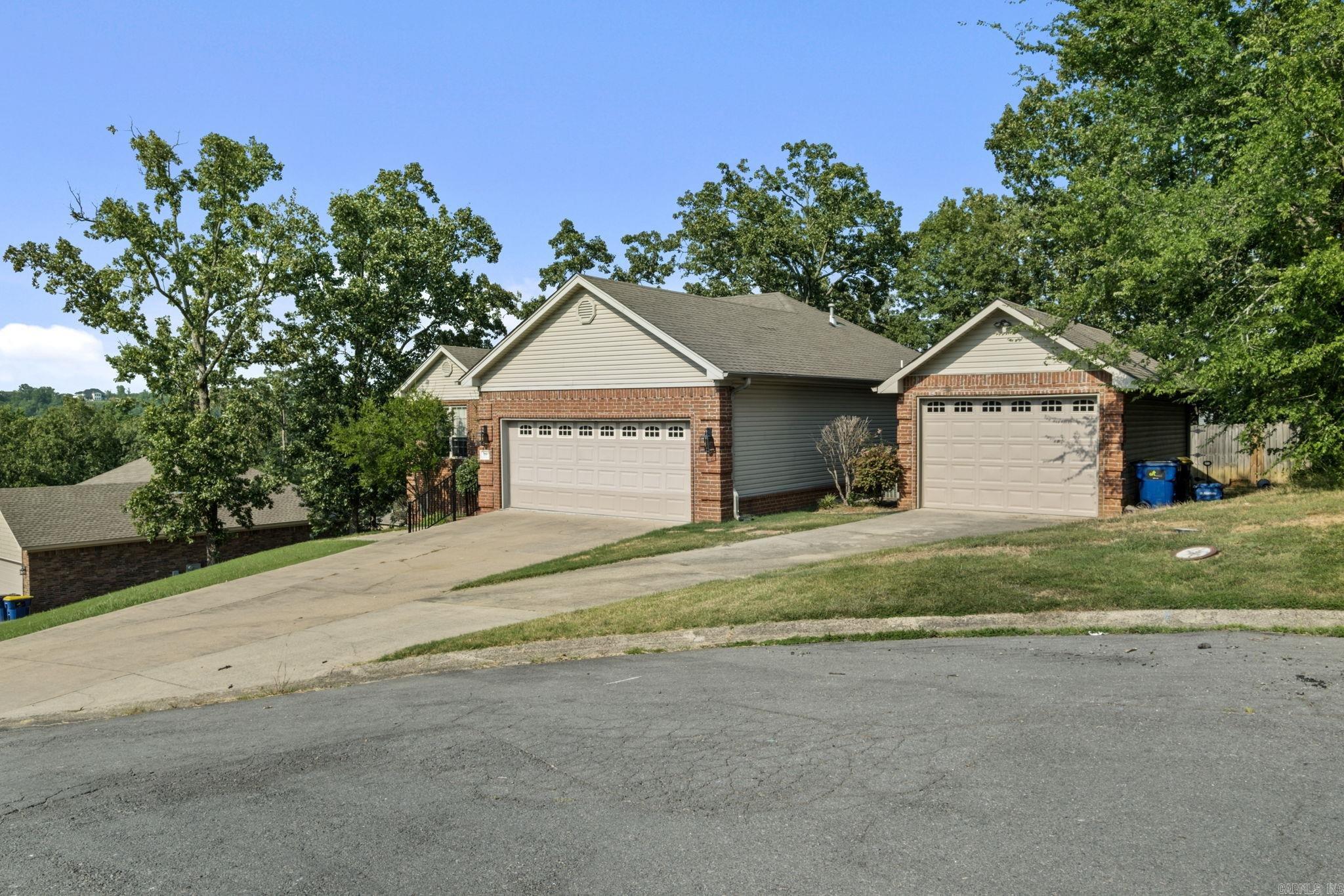 MAGNESS CREEK SUBDIVISION - Residential