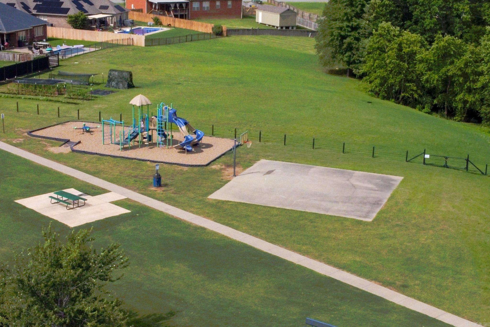 MAGNESS CREEK SUBDIVISION - Residential