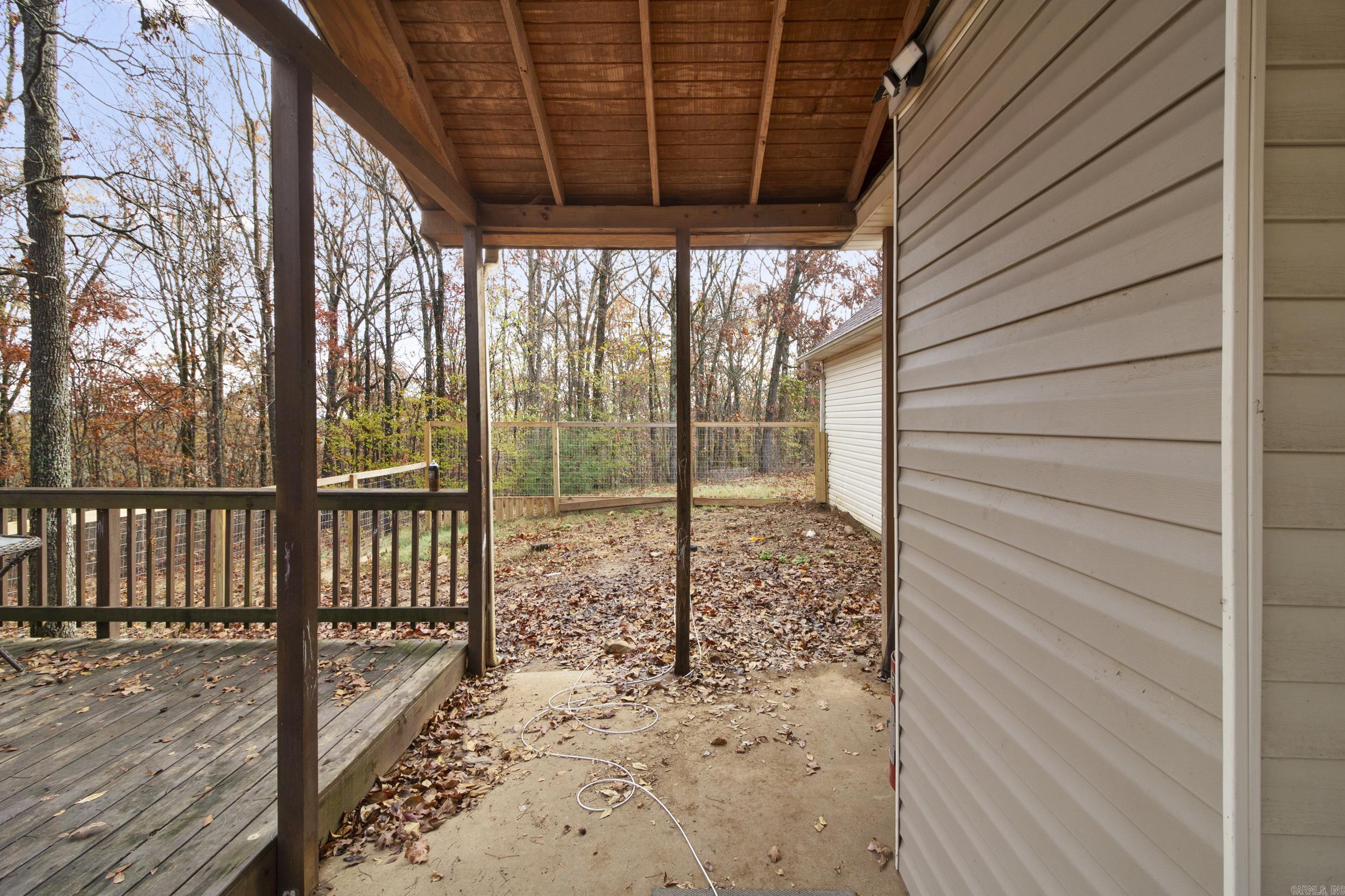 NORTH HILLS ESTATES - Residential