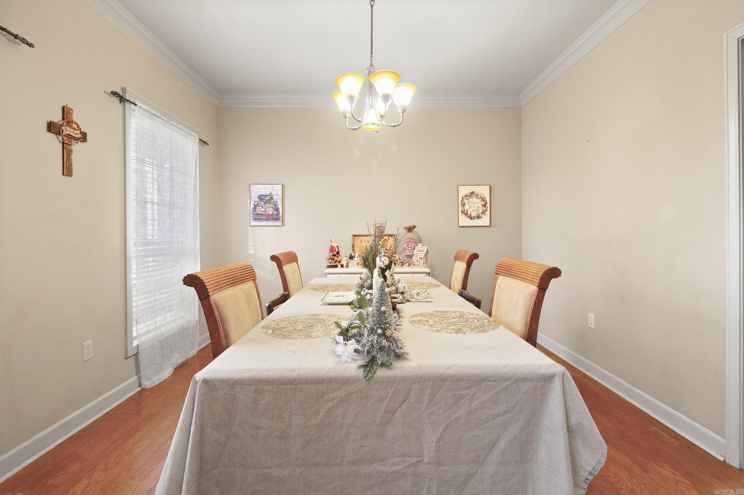 NORTH HILLS ESTATES - Residential