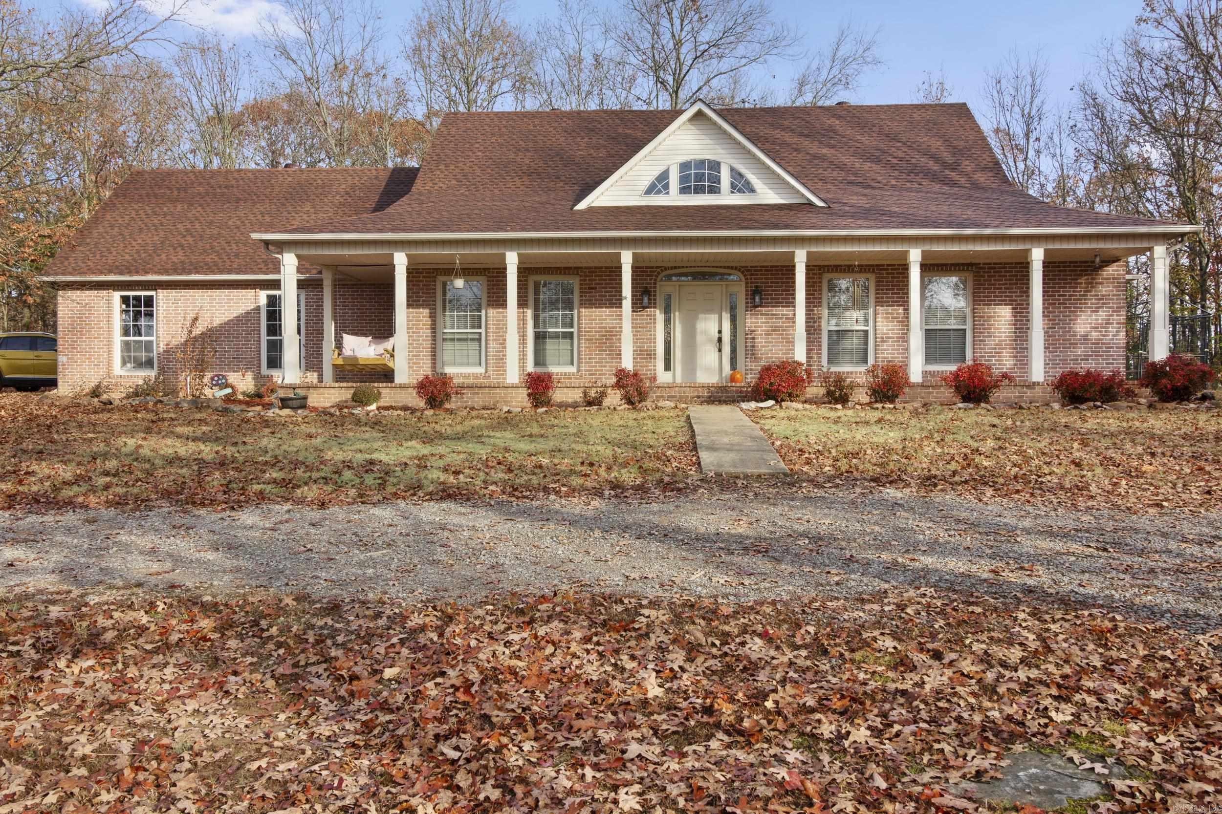 NORTH HILLS ESTATES - Residential