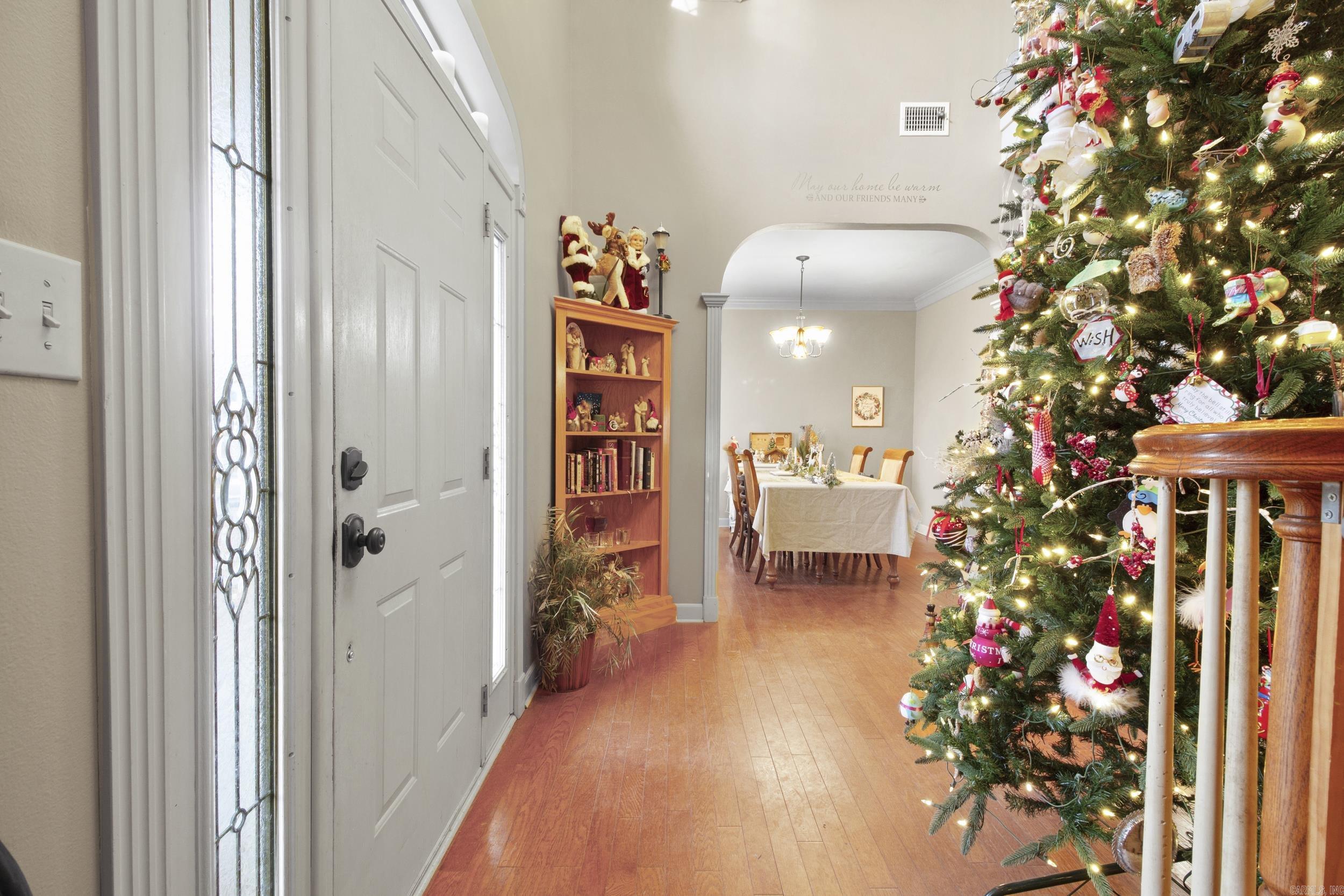 NORTH HILLS ESTATES - Residential