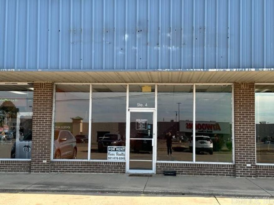 Great space to put your business. Approx. 2,025 sq. ft. ~ Previously a Mexican Restaurant ~ landlord will remodel space depending on lease terms. Landlord pays water.