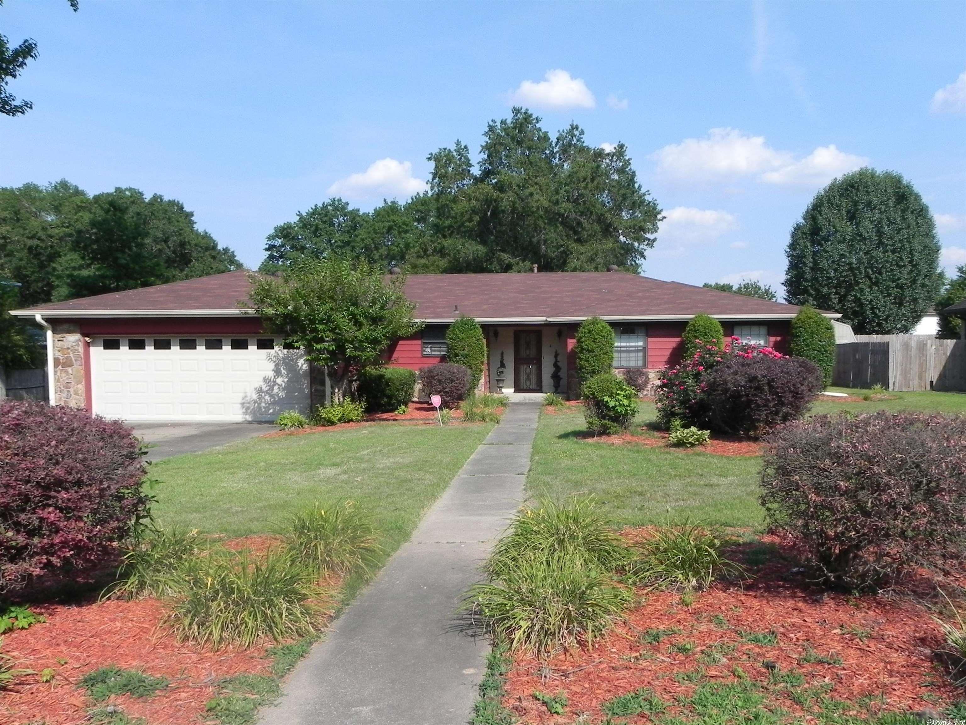 FOXWOOD J - Residential