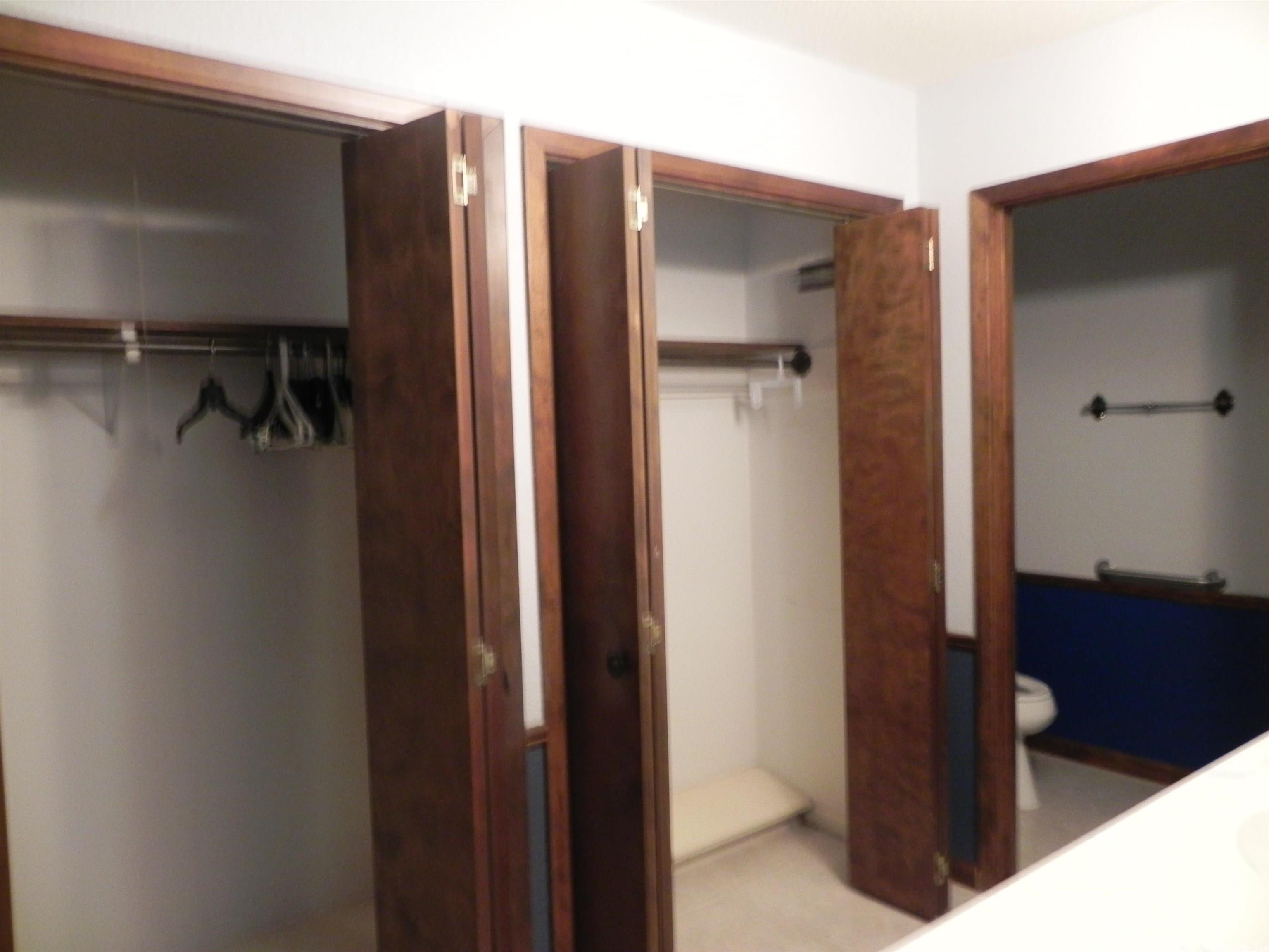 FOXWOOD J - Residential