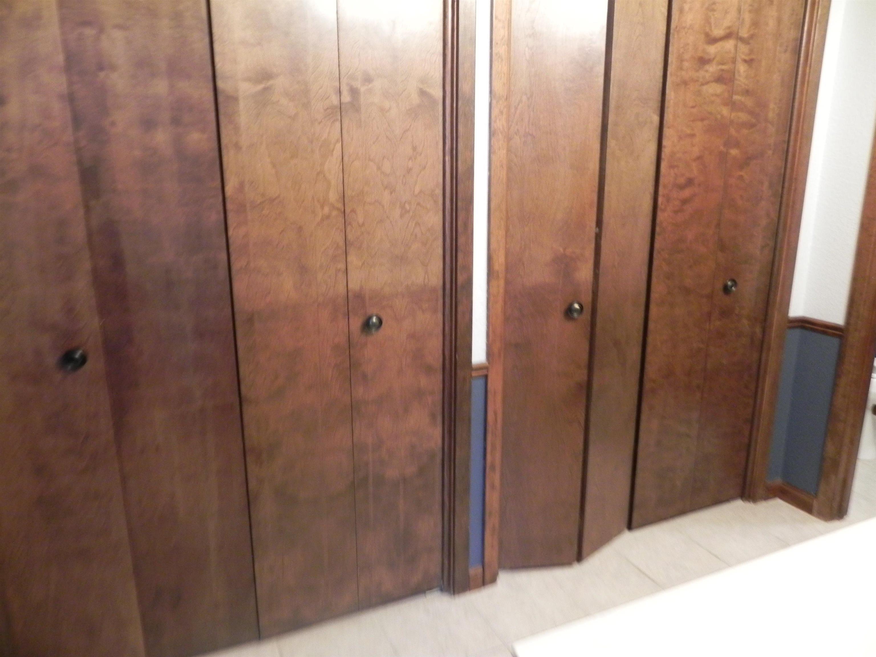 FOXWOOD J - Residential