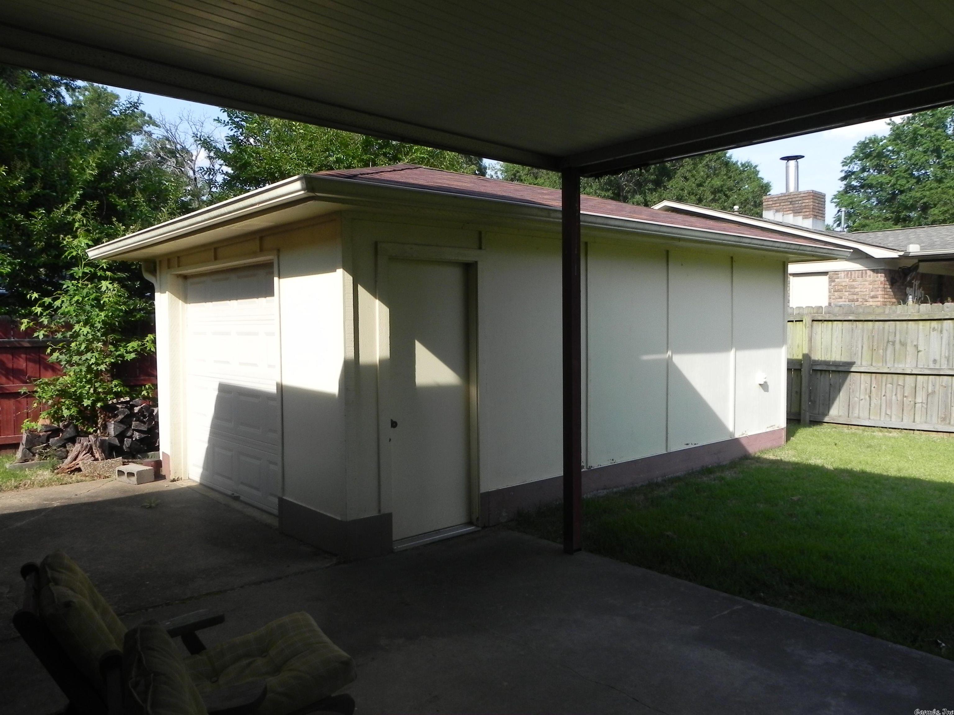 FOXWOOD J - Residential