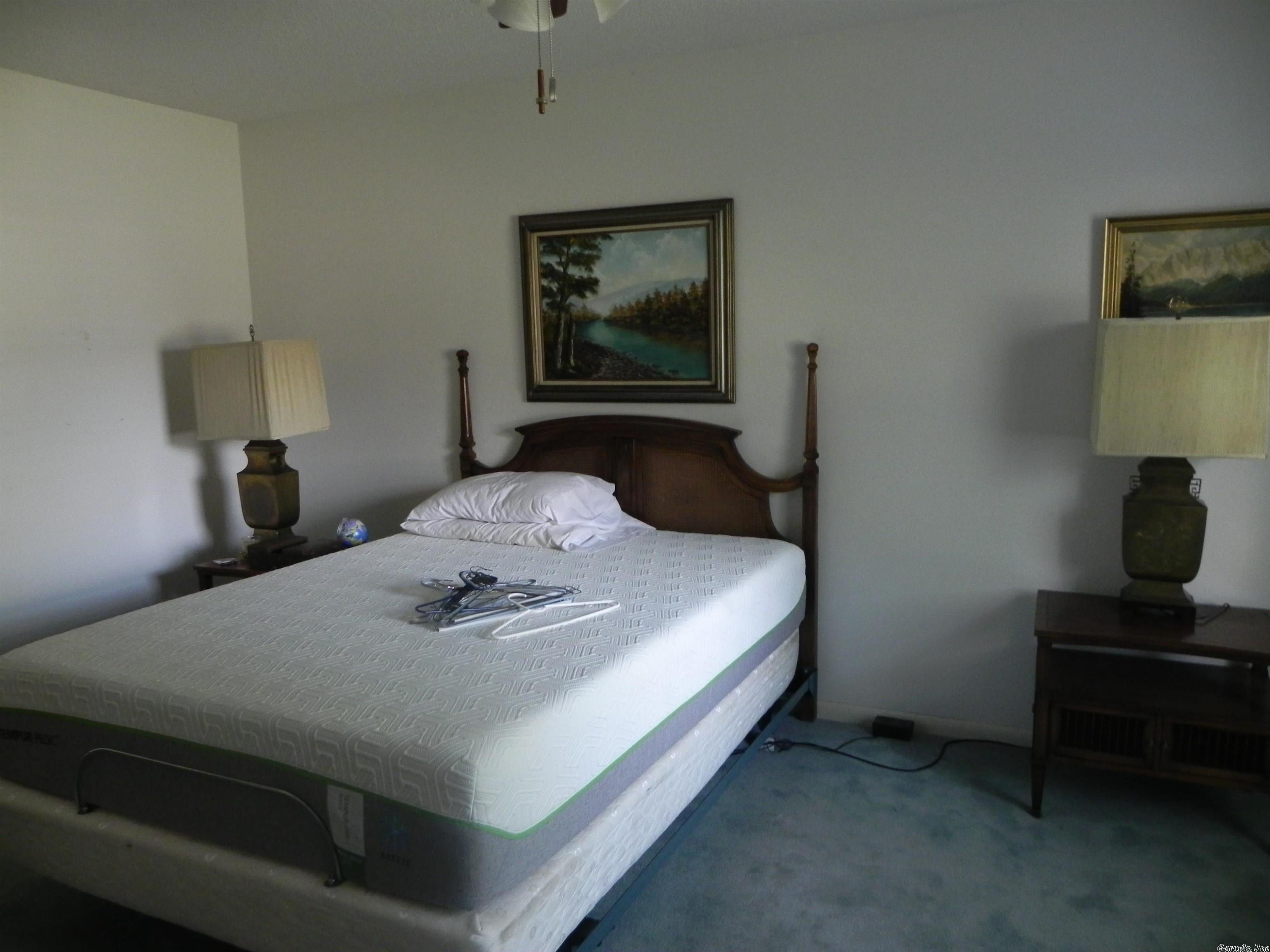 FOXWOOD J - Residential