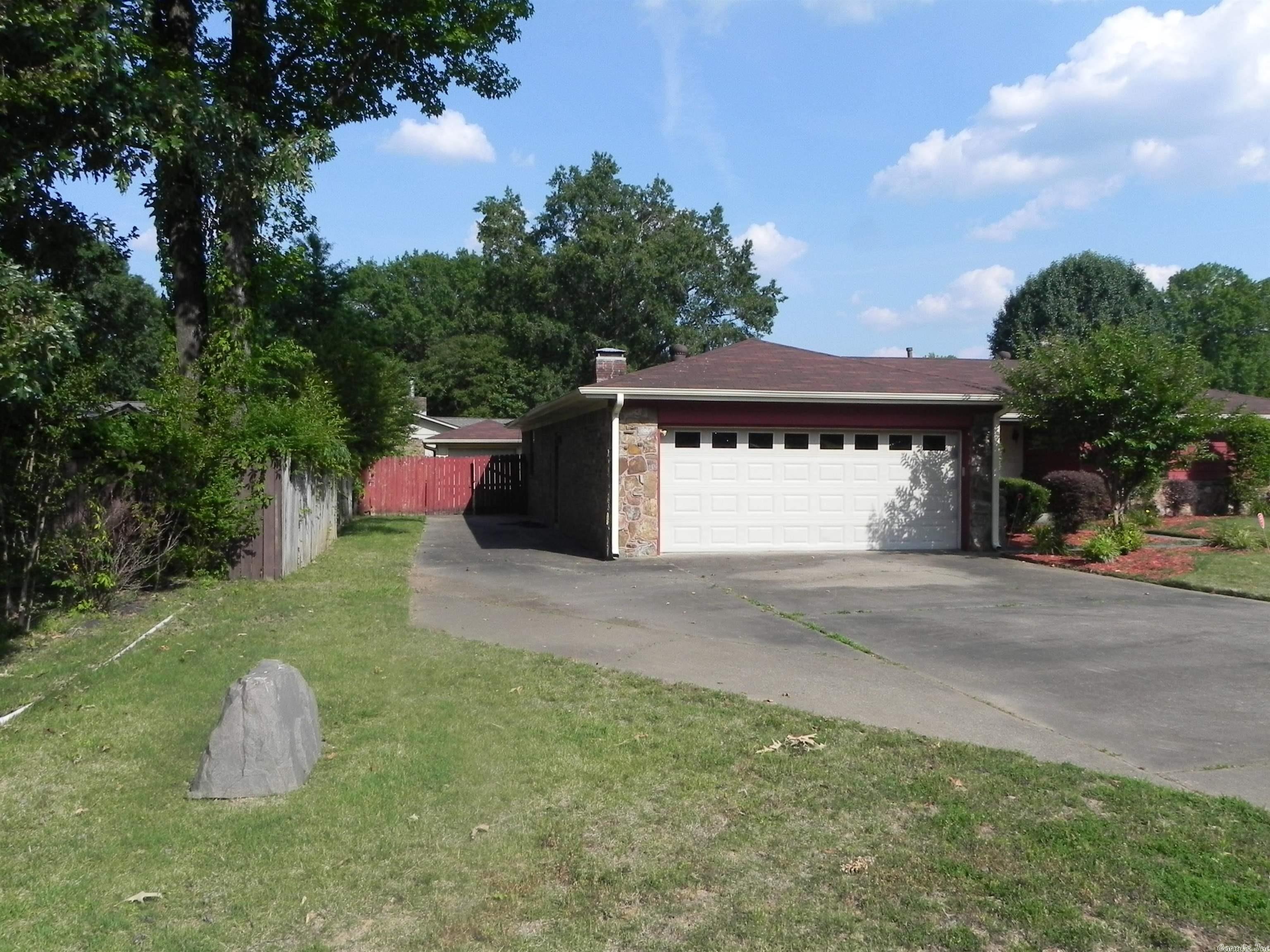 FOXWOOD J - Residential