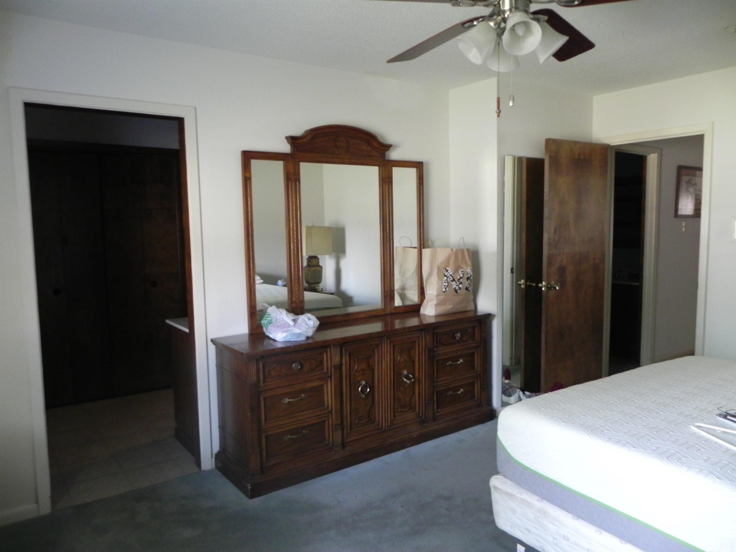 FOXWOOD J - Residential