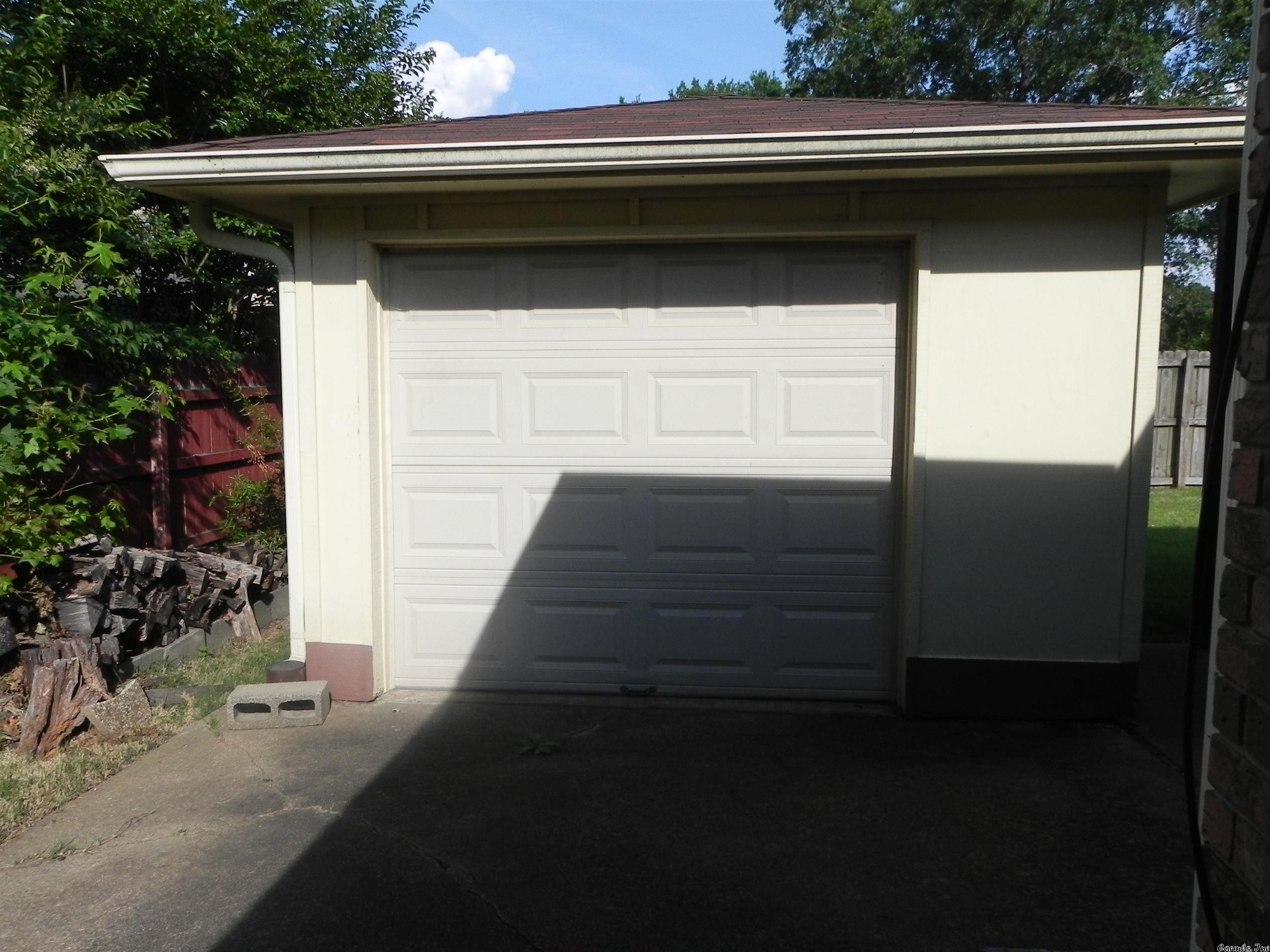 FOXWOOD J - Residential