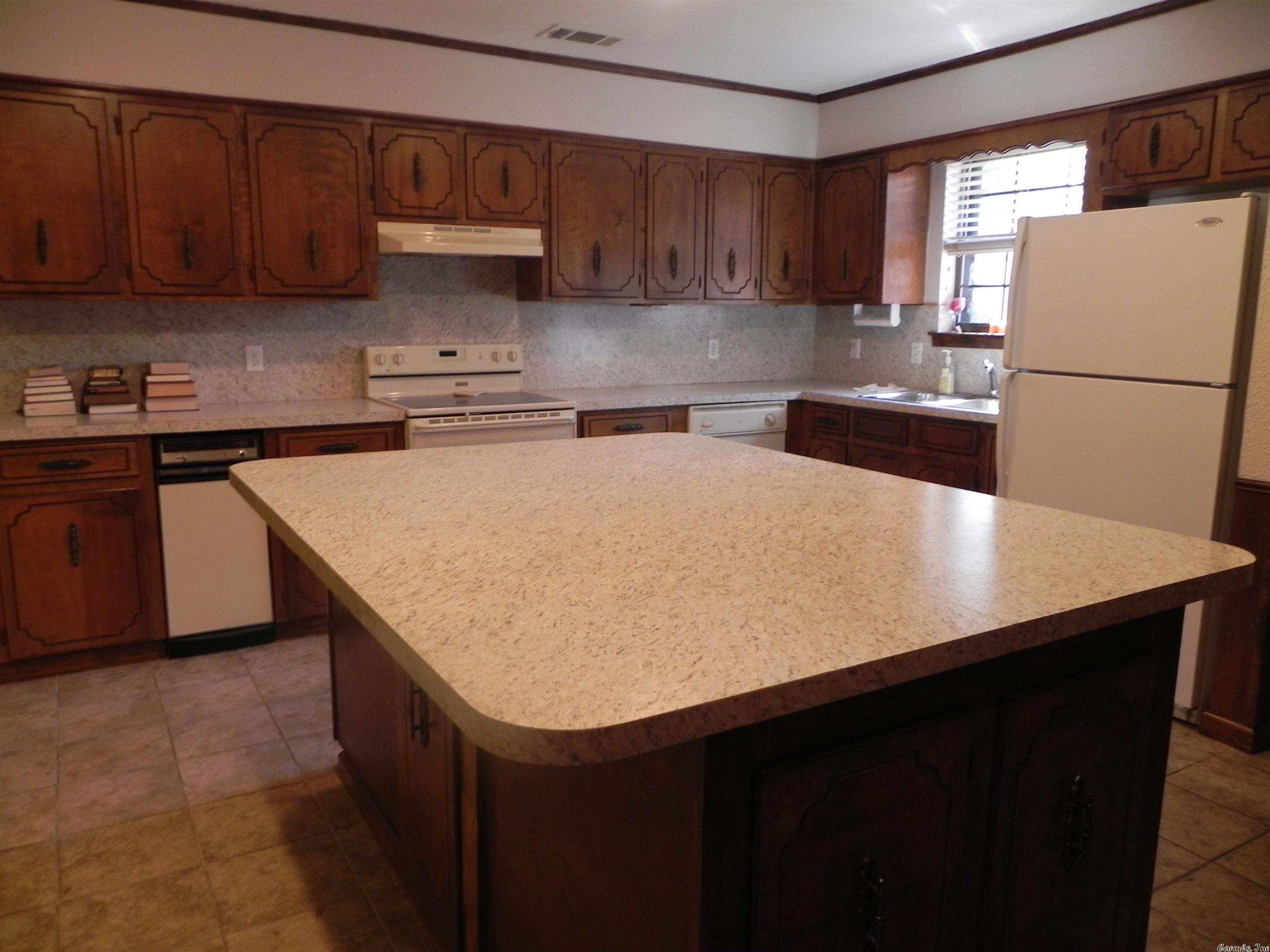 FOXWOOD J - Residential