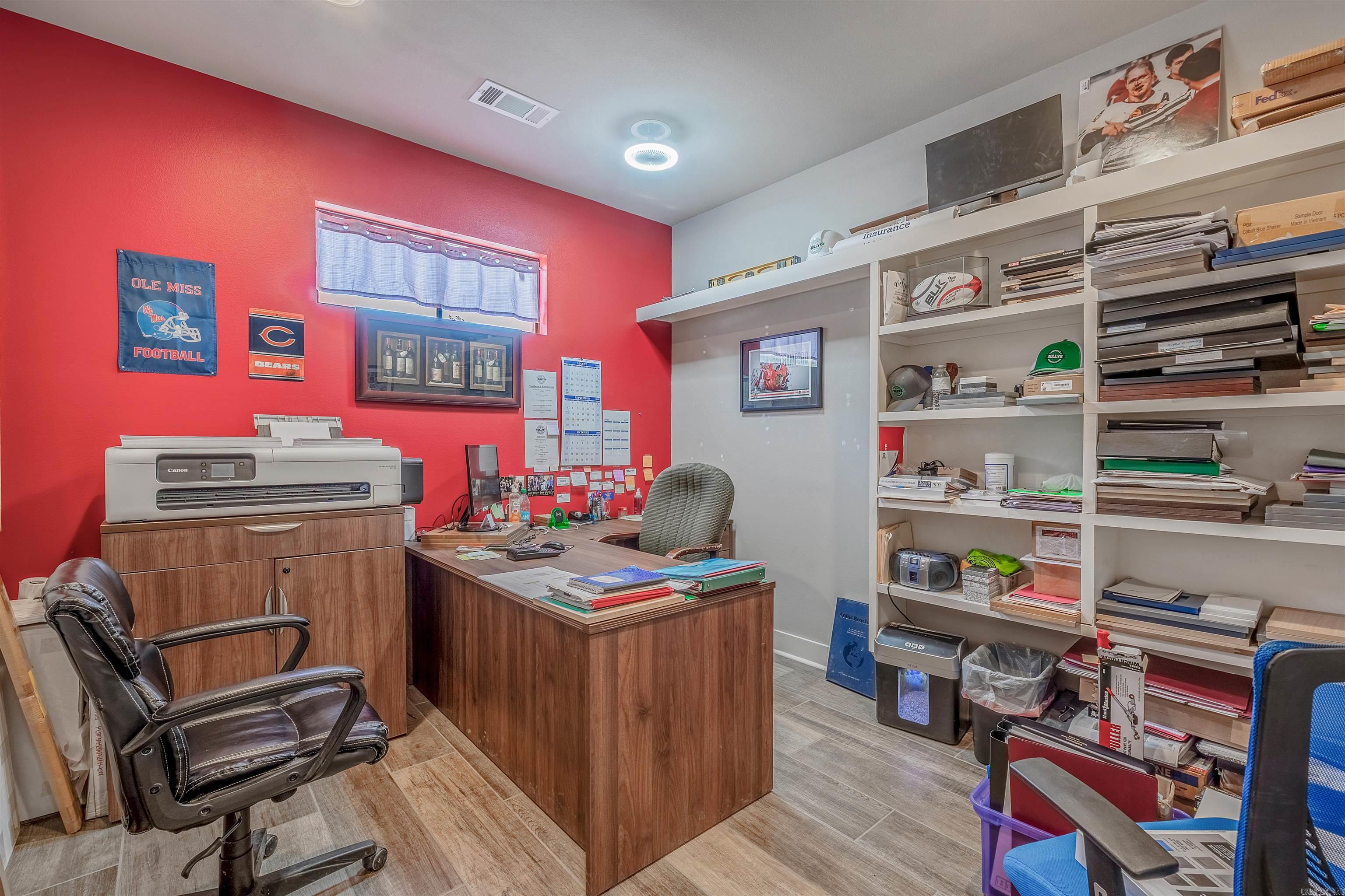 Metropolitan Commercial Estate - Commercial Sale