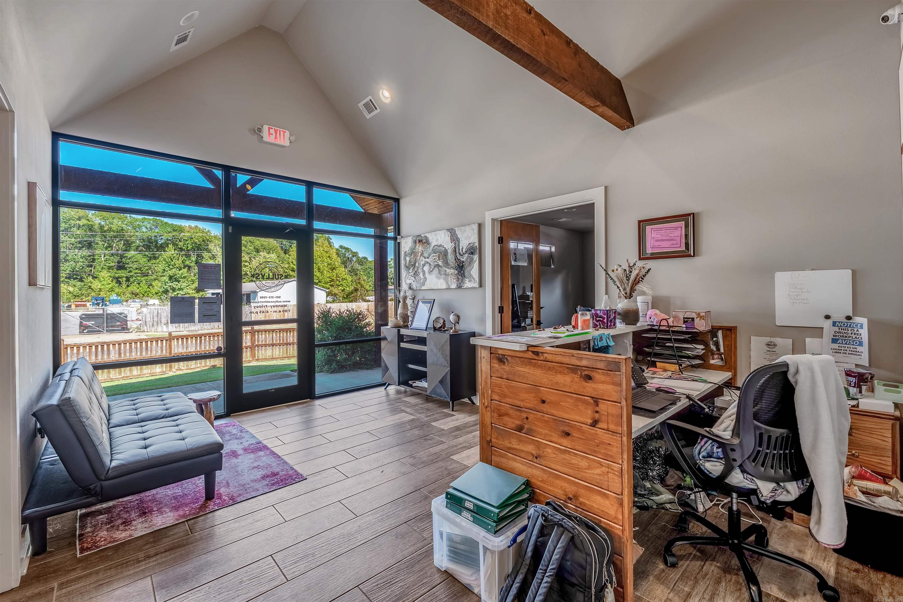 Metropolitan Commercial Estate - Commercial Sale