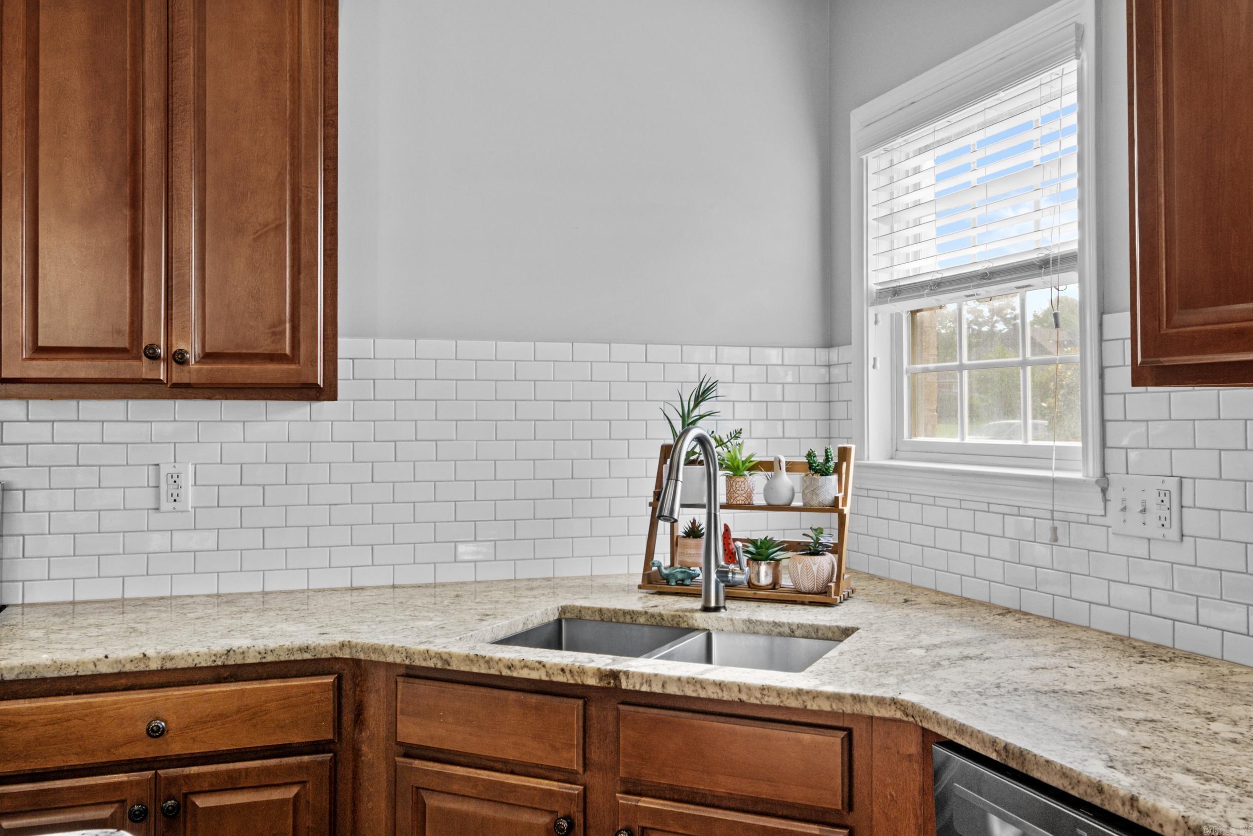 MAGNESS CREEK NORTH - Residential