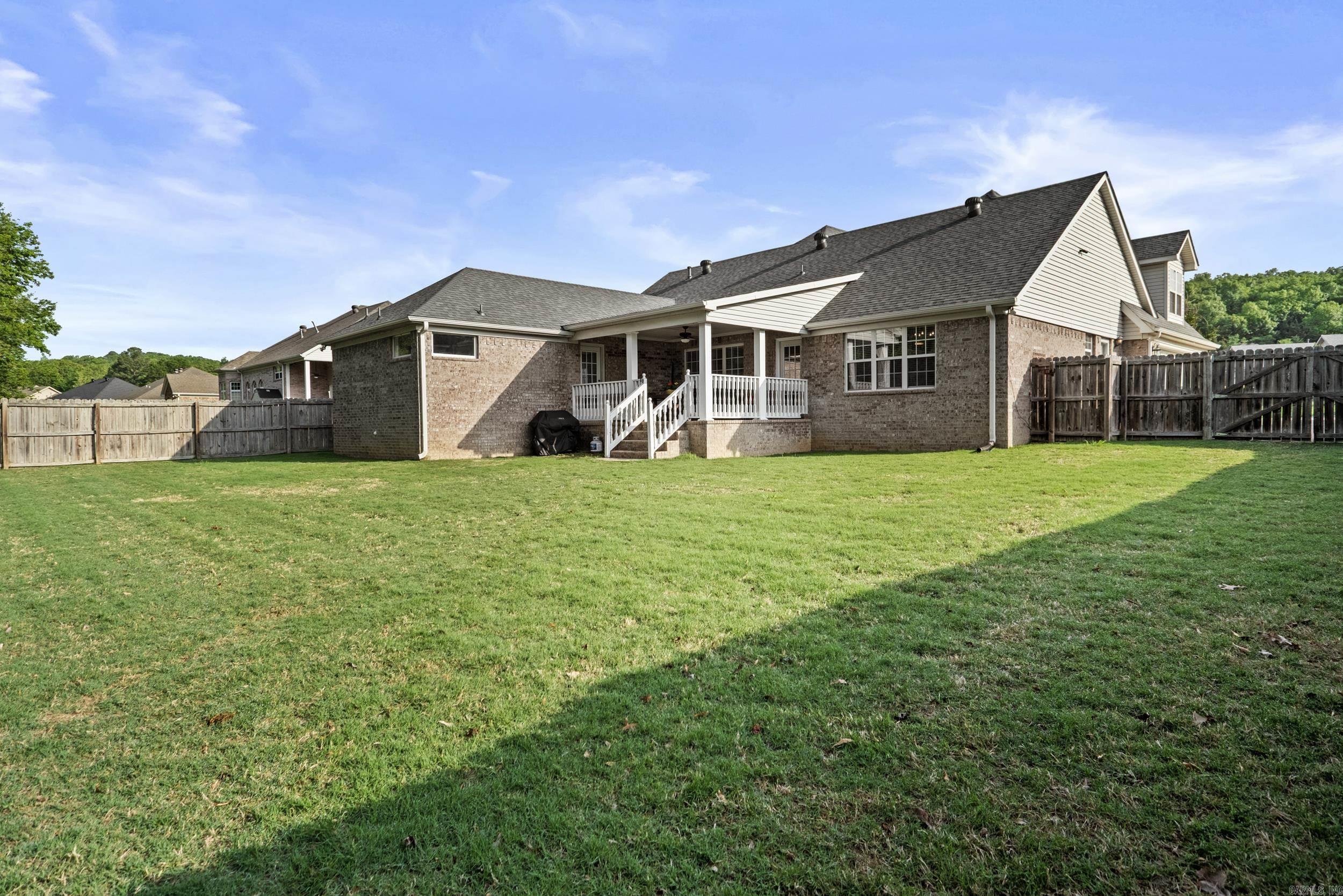 MAGNESS CREEK NORTH - Residential