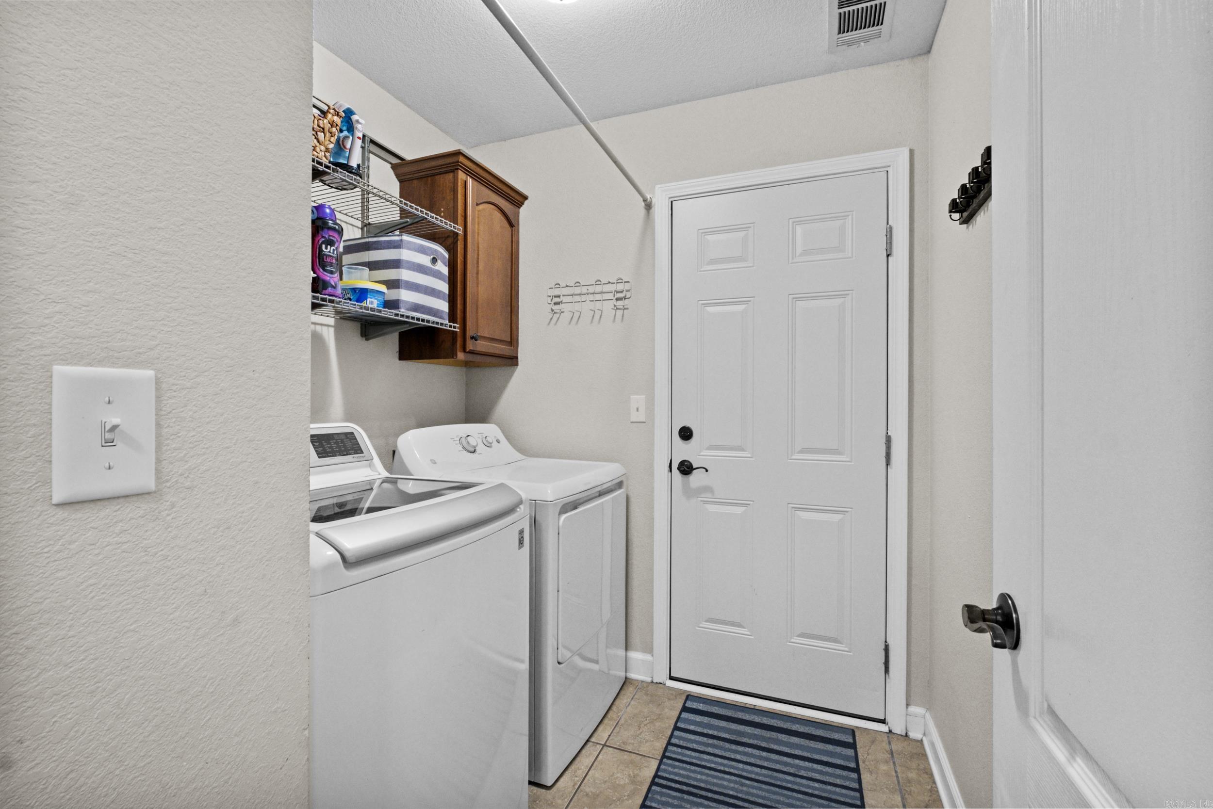 MAGNESS CREEK NORTH - Residential