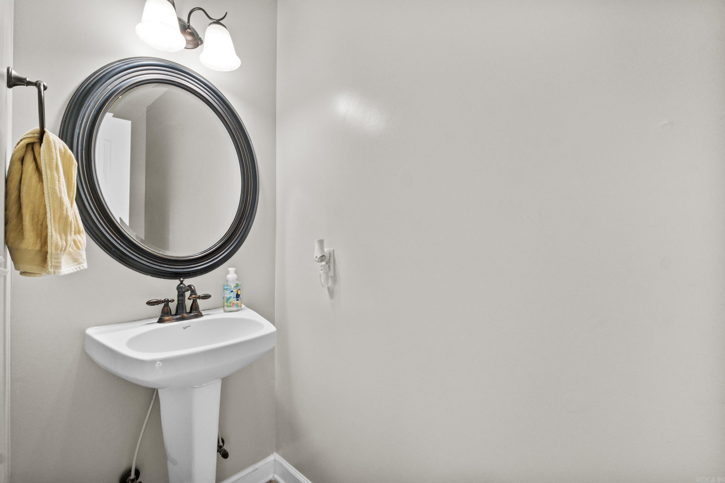 MAGNESS CREEK NORTH - Residential