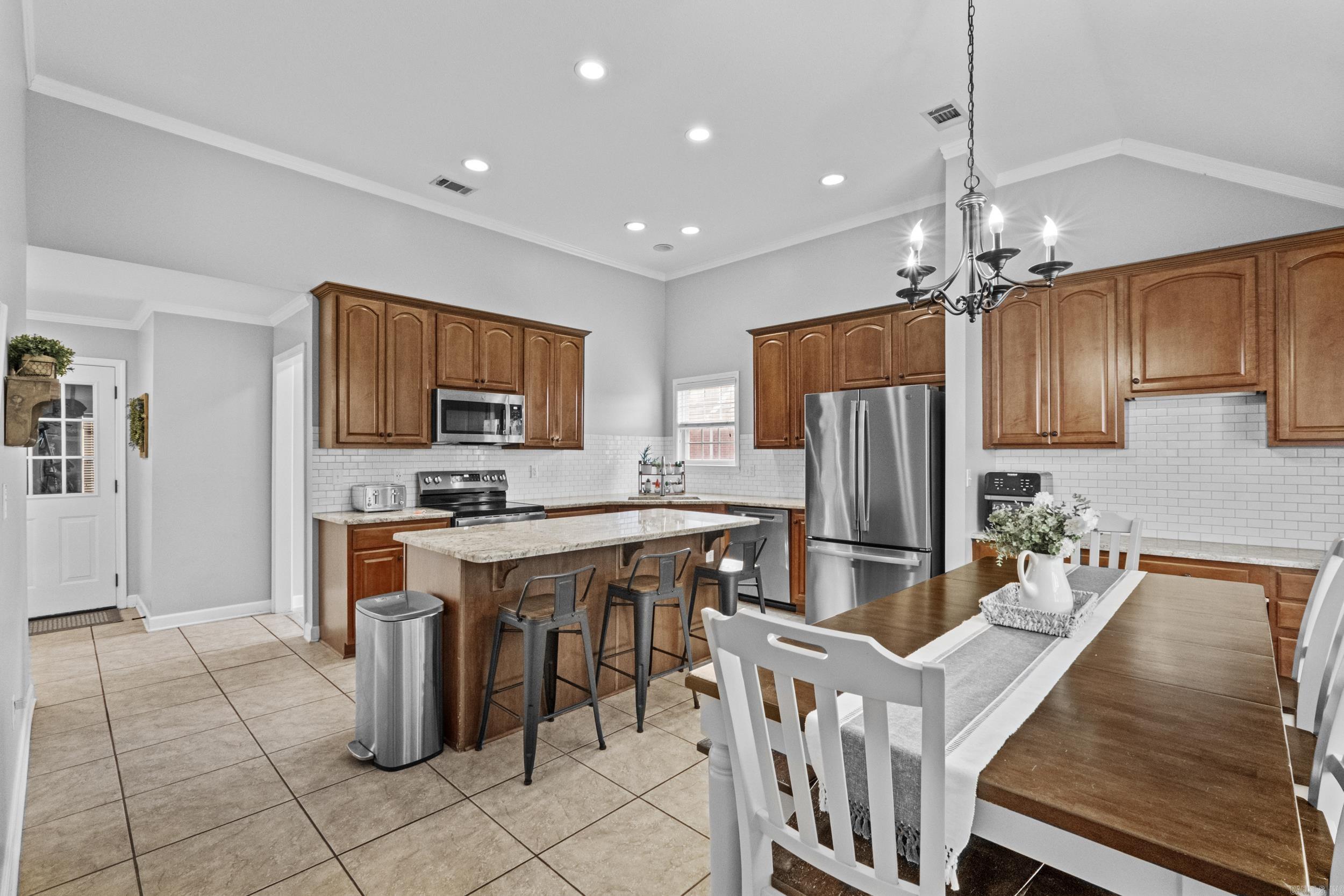 MAGNESS CREEK NORTH - Residential