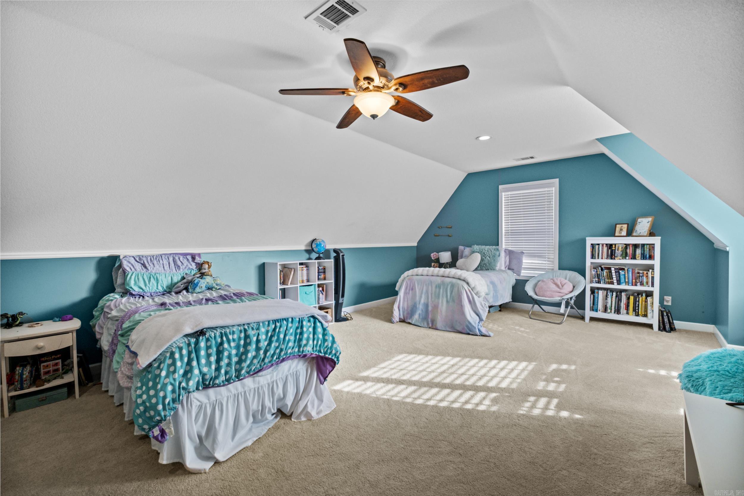 MAGNESS CREEK NORTH - Residential