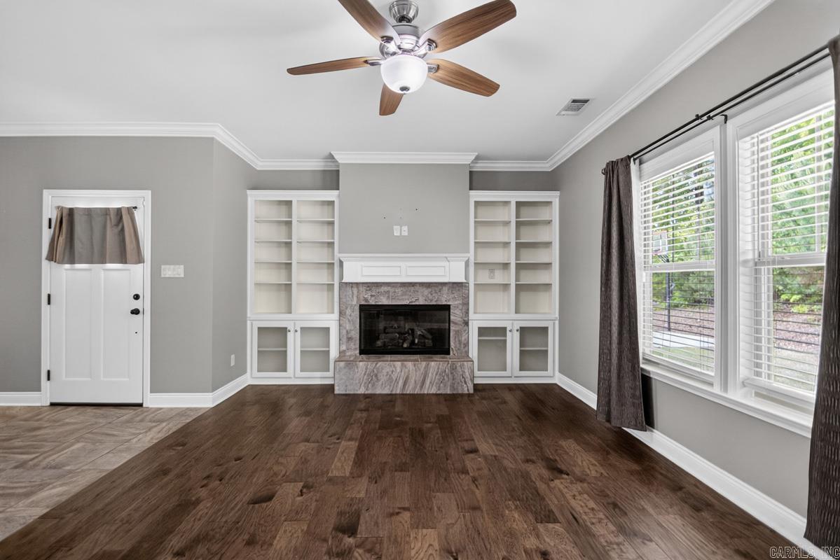 THE WOODLANDS - Residential