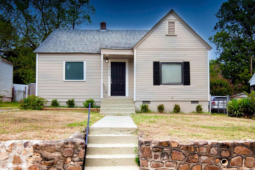 Super cute home near the SOMA district. 3BD plus a bonus room. Great curb appeal with a partially fenced yard and back patio area. The lease on this property is for two years with a 3% increase each year. Income has to be three times the amount of rent unless you have a housing voucher.