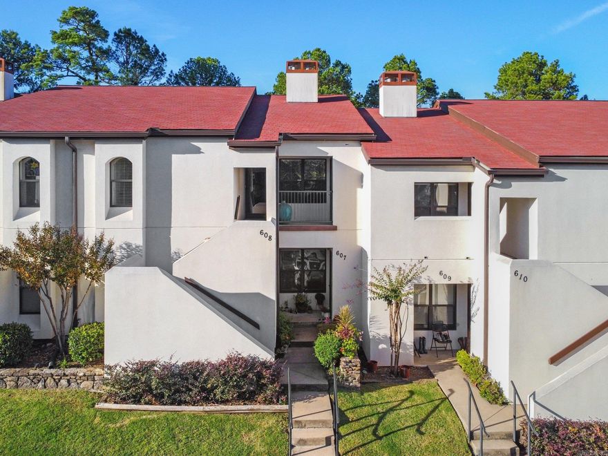 Discover this fully renovated two-bedroom, two-bathroom condo, offering tasteful finishes and a tranquil setting. The living room’s vaulted ceilings and wood-burning fireplace create a cozy atmosphere. Featuring spacious bedrooms and ample storage throughout. Step out onto the balcony for a breath of fresh air, or enjoy the on-site community pool.  Fees cover the roof, exterior, grounds maintenance, termite contract, water, trash/recycle, chimney cleaning This efficient all-electric condo is centrally located and move-in ready, perfect for those seeking a peaceful home.  Located in a convenient location, this condo offers city convenience in a peaceful setting. Make it yours today!