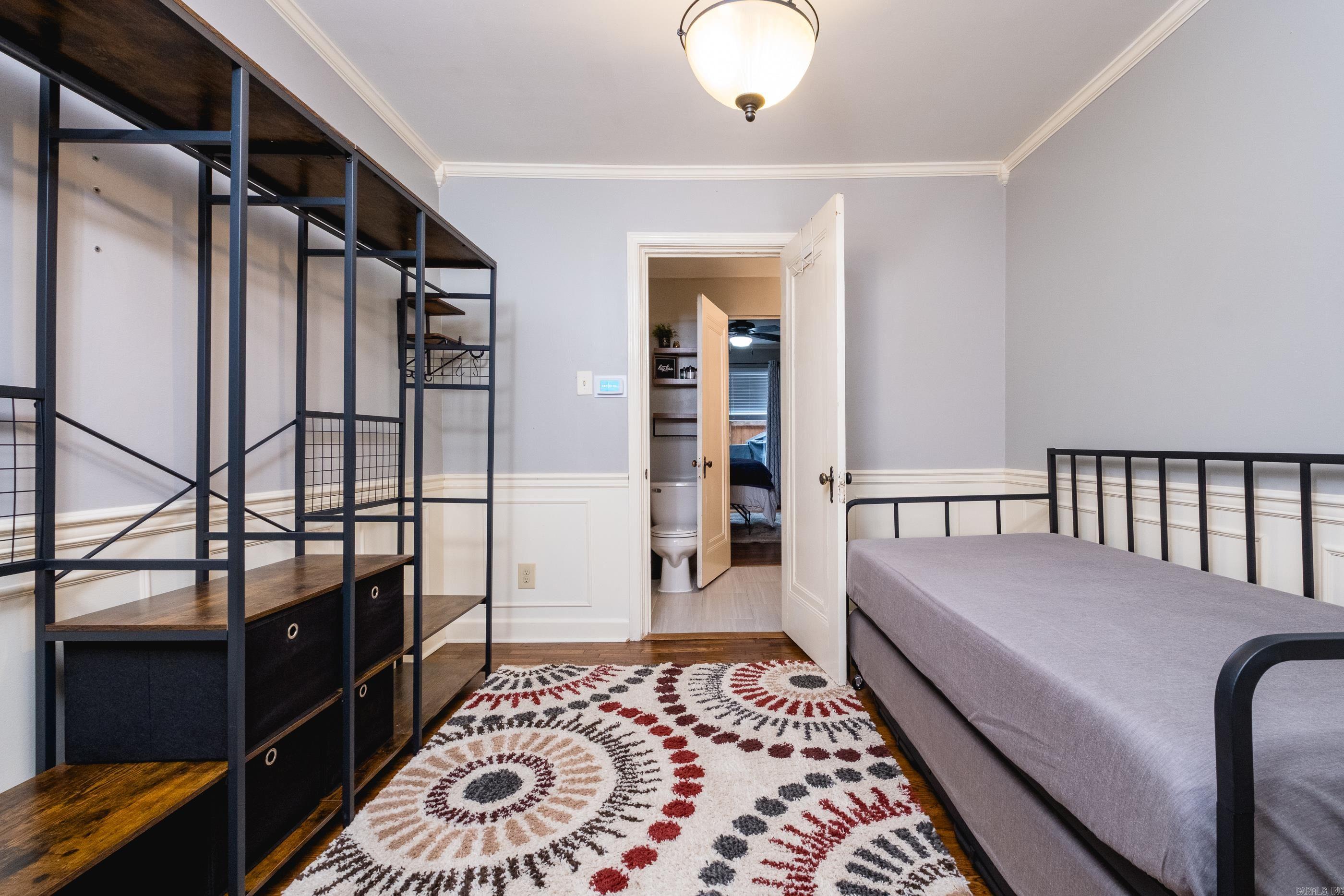 KAVANAUGH PLACE COND - Residential