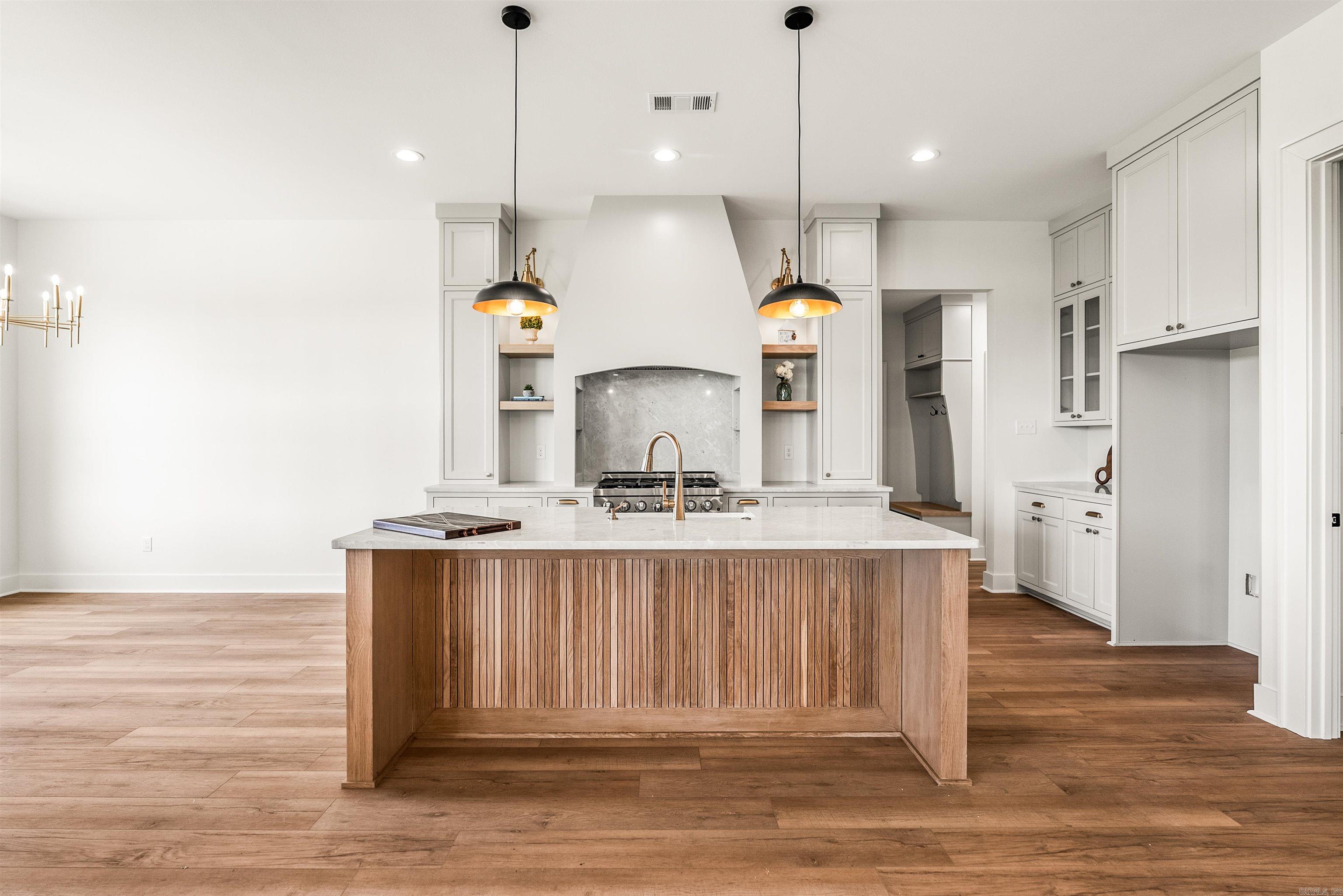 REYNOLDS RIDGE - Residential