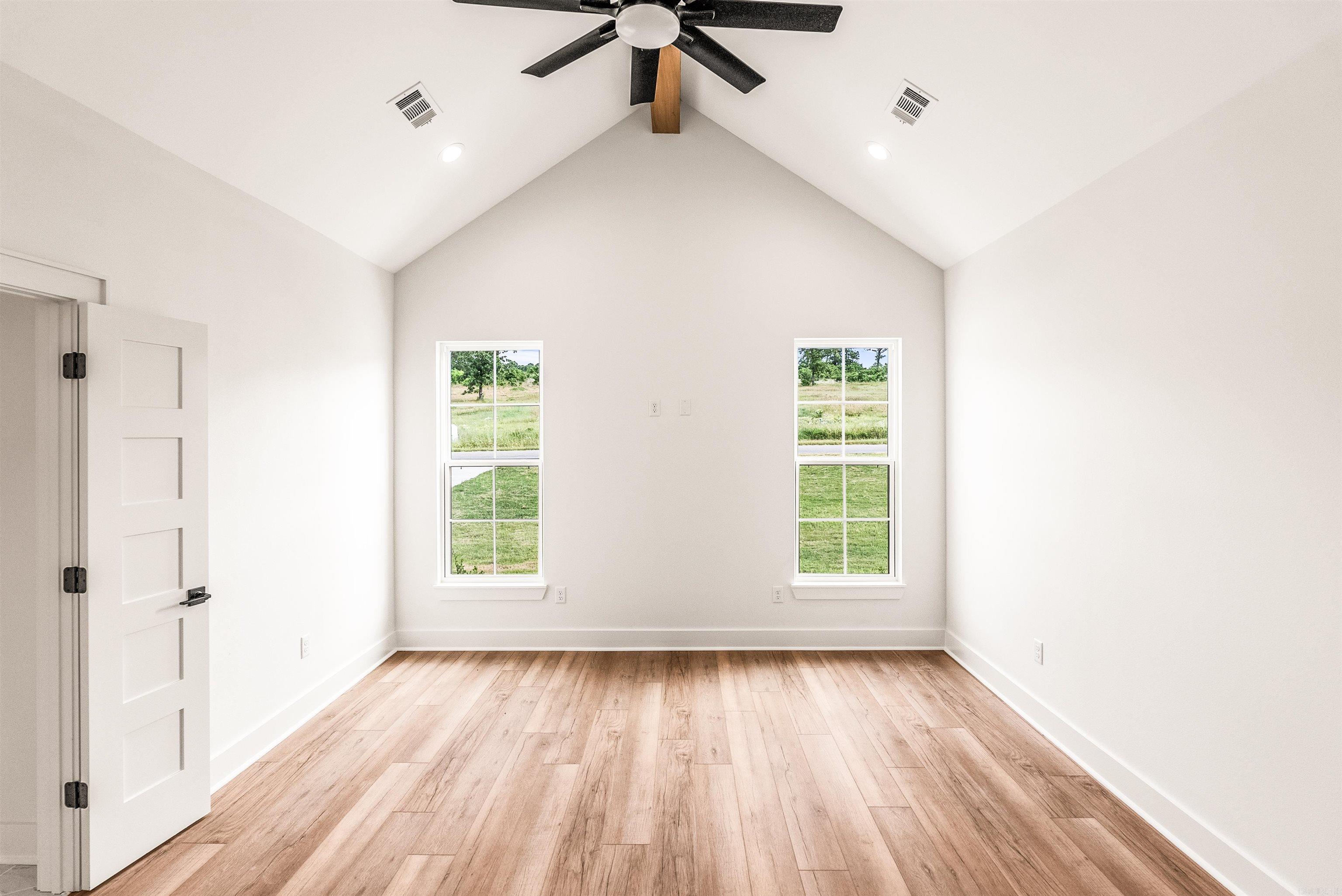 REYNOLDS RIDGE - Residential
