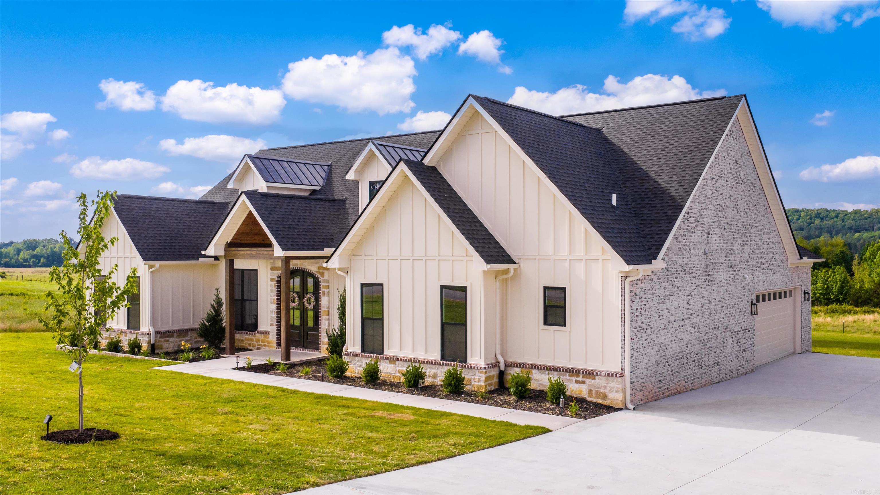 REYNOLDS RIDGE - Residential