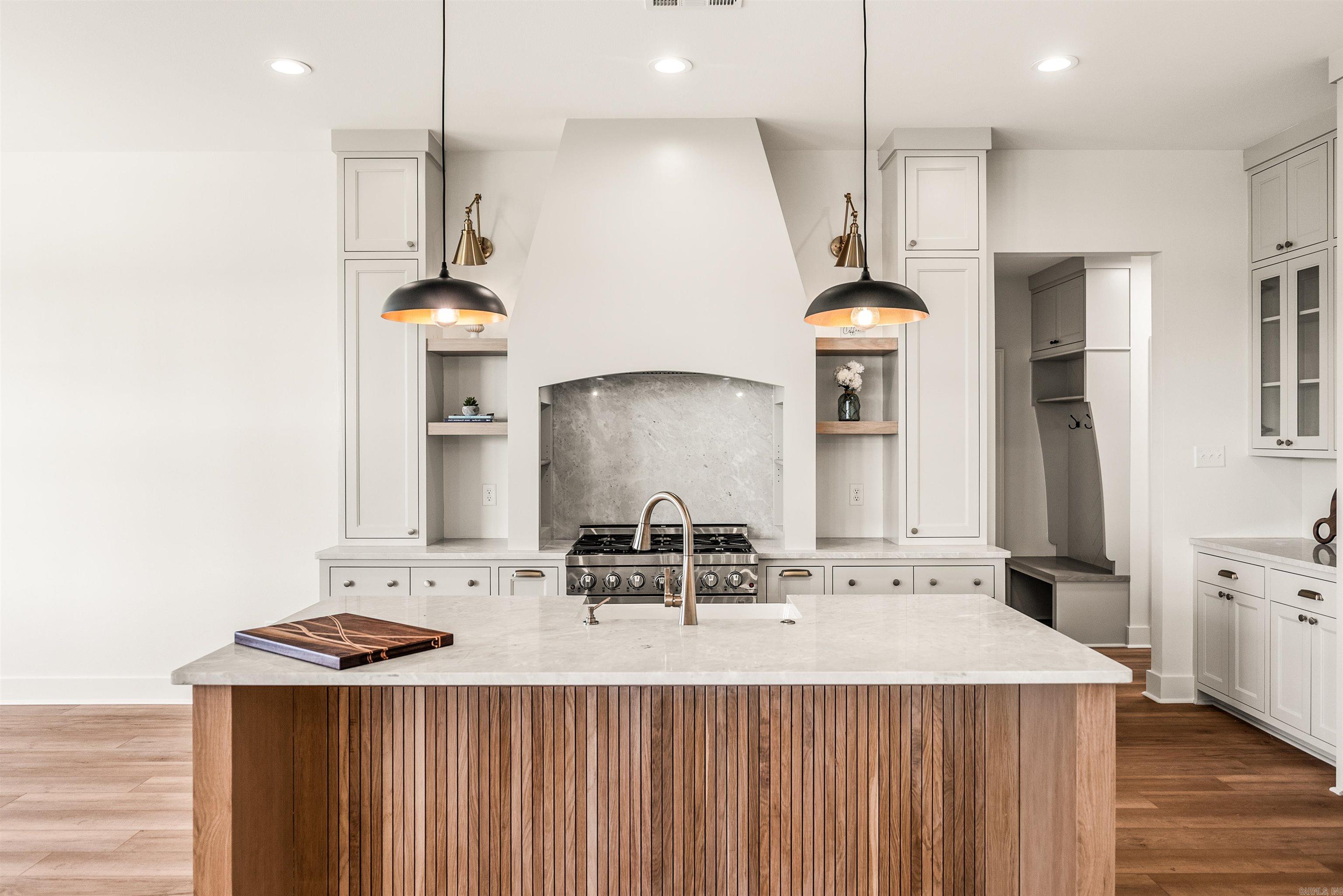 REYNOLDS RIDGE - Residential